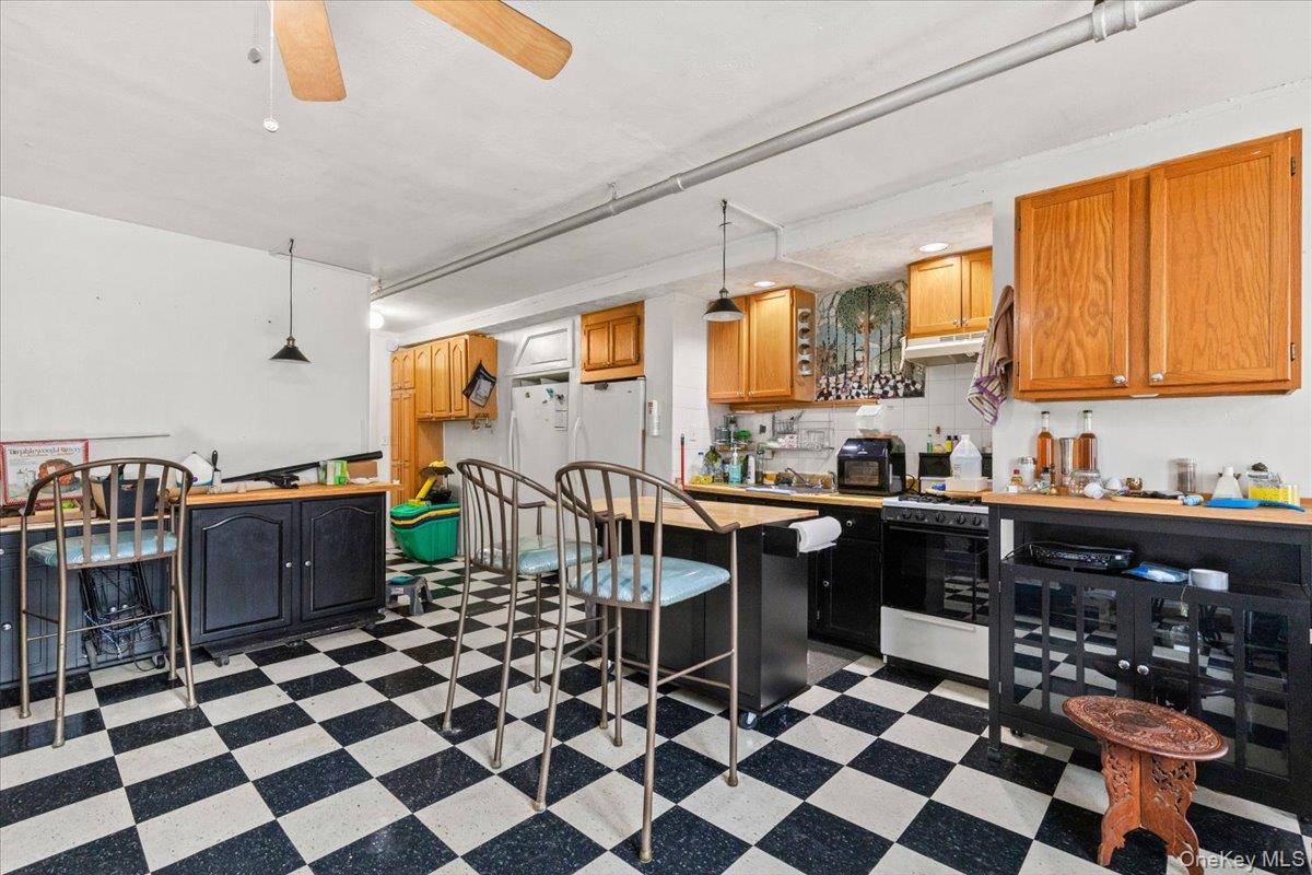 3339 Kingsland Avenue, Bronx, NY 10469