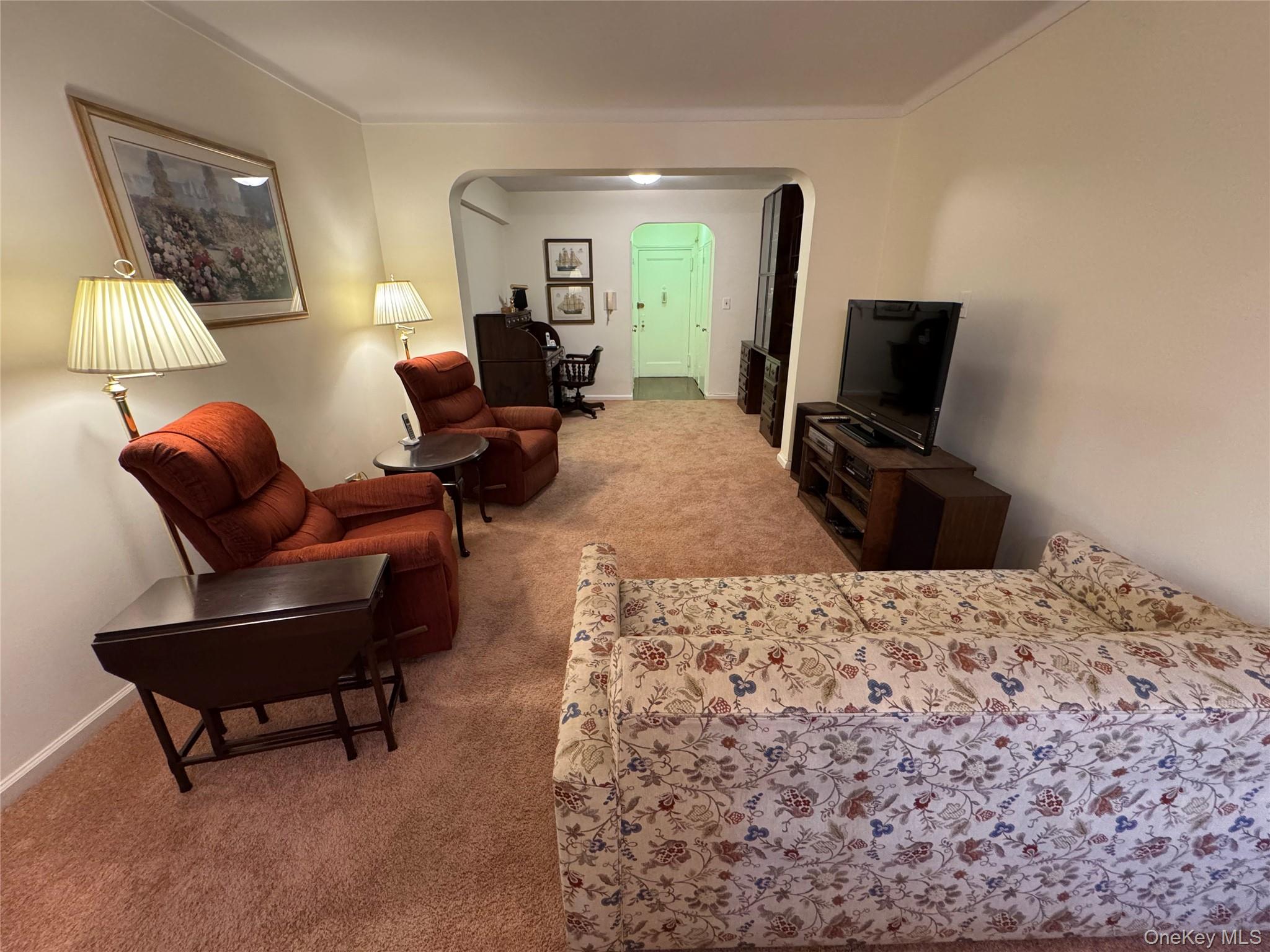 69-60 108th Street # 211, Forest Hills, NY 11375