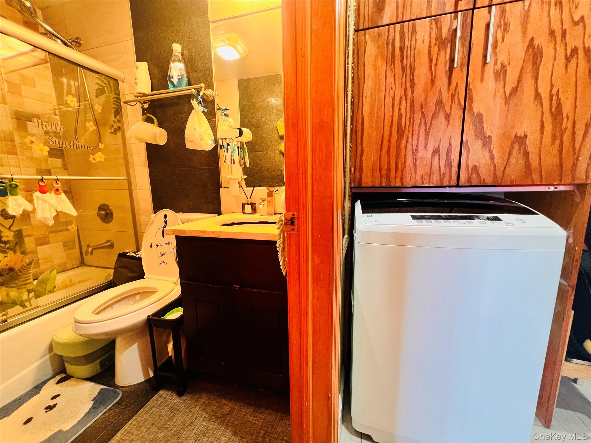 13338 Avery Avenue # 2RA, Flushing, NY 11355