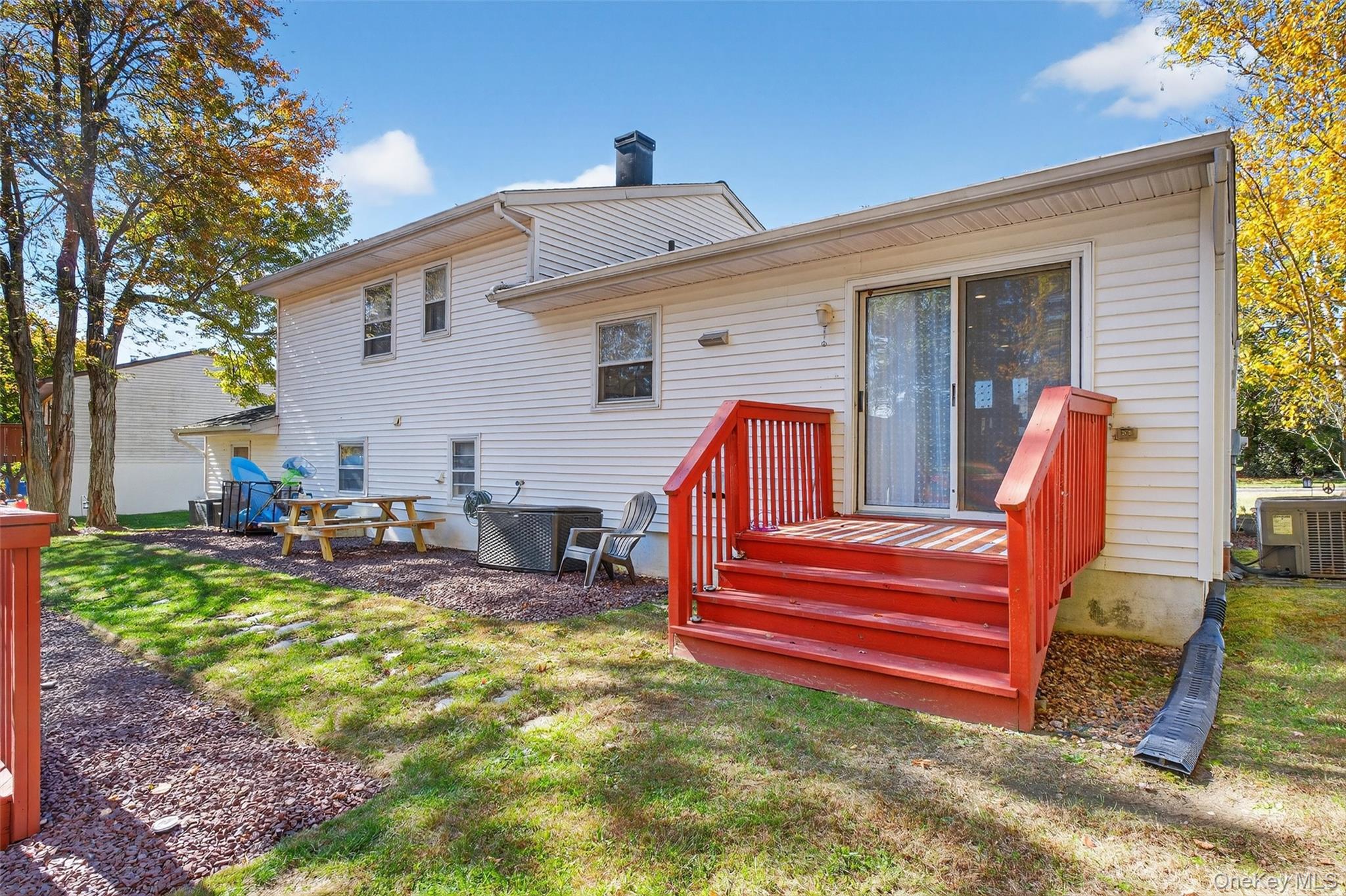 14 Somerset Drive, Washingtonville, NY 10992