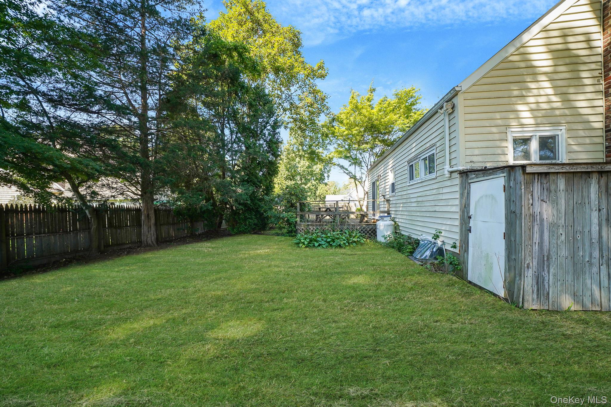 25 Hazard Avenue, Huntington Station, NY 11746