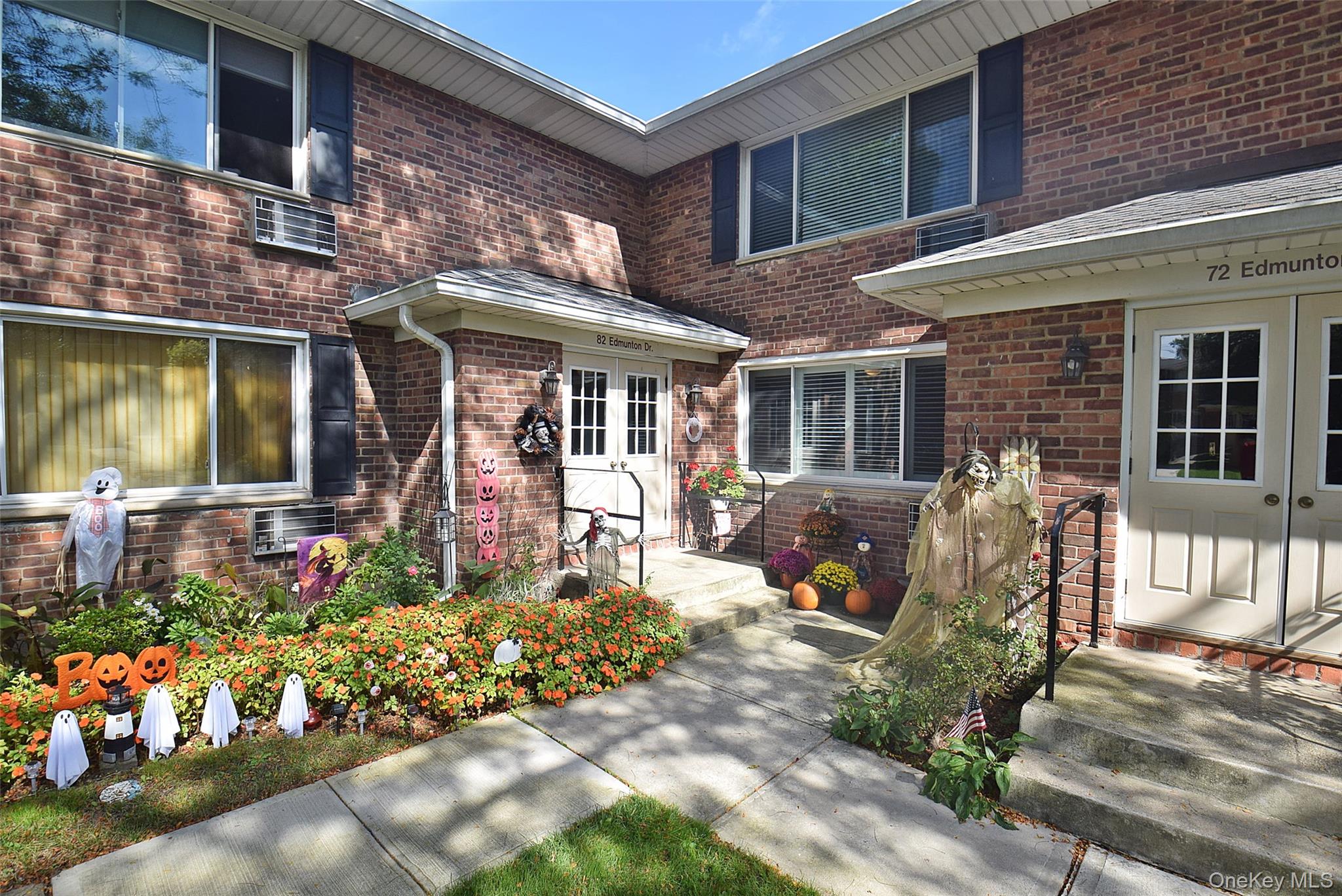 72 Edmunton Drive # B-7, North Babylon, NY 11703