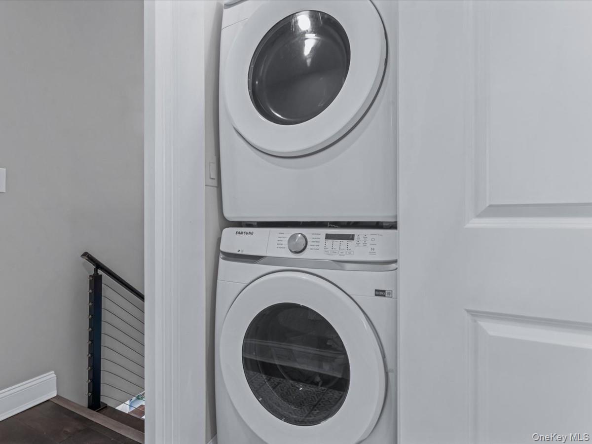 10 Smith Street, Center Moriches, NY 11934