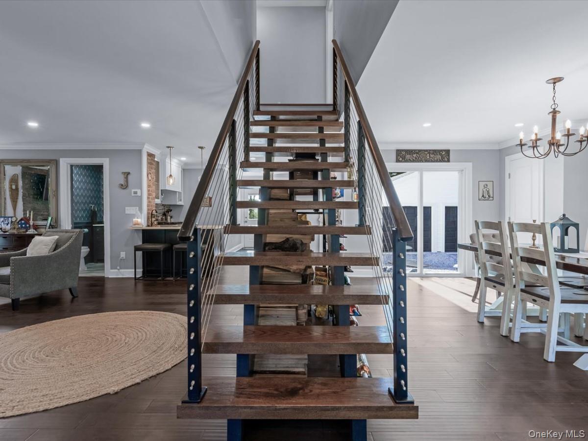 10 Smith Street, Center Moriches, NY 11934