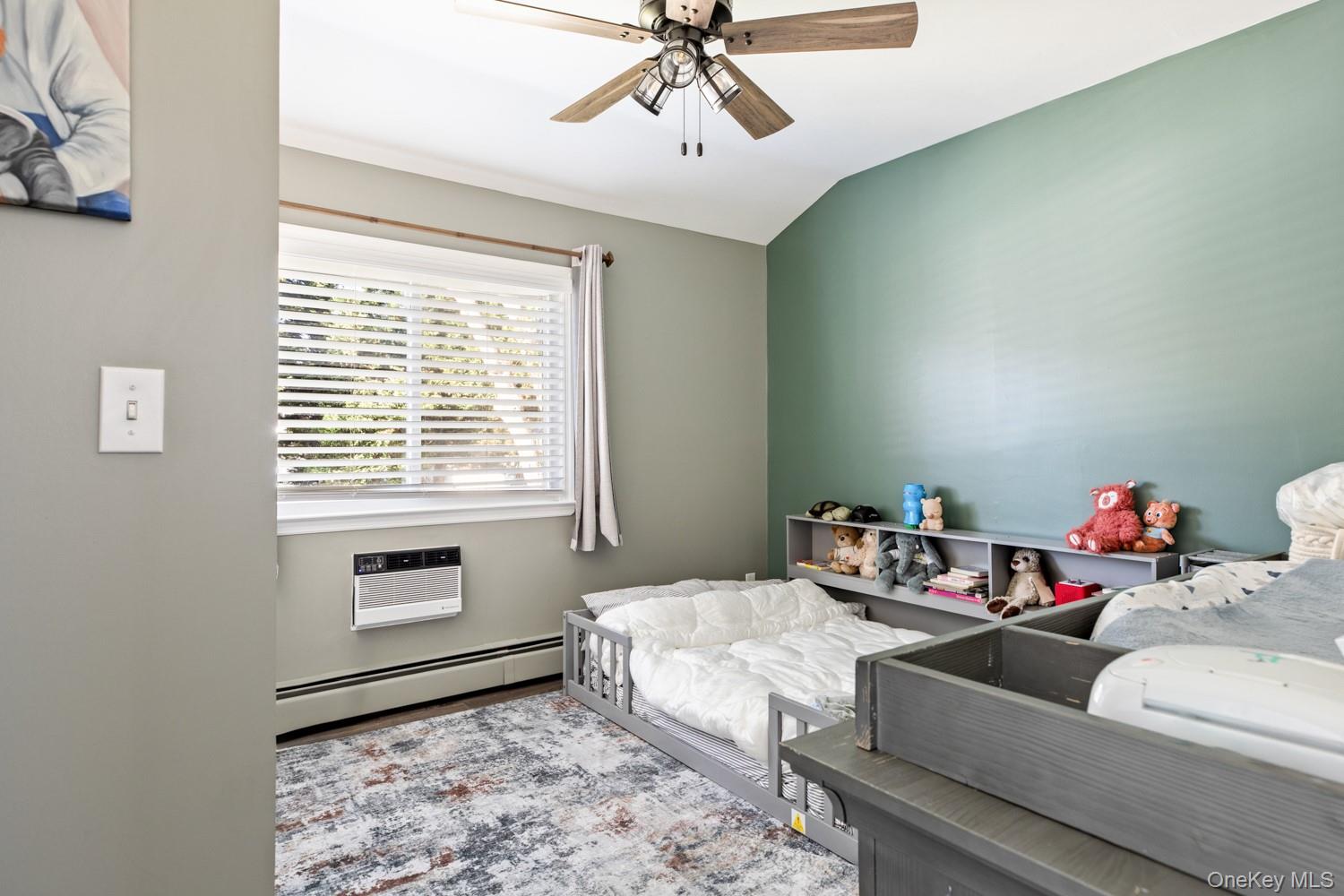 19 Carson Lane, Medford, NY 11763