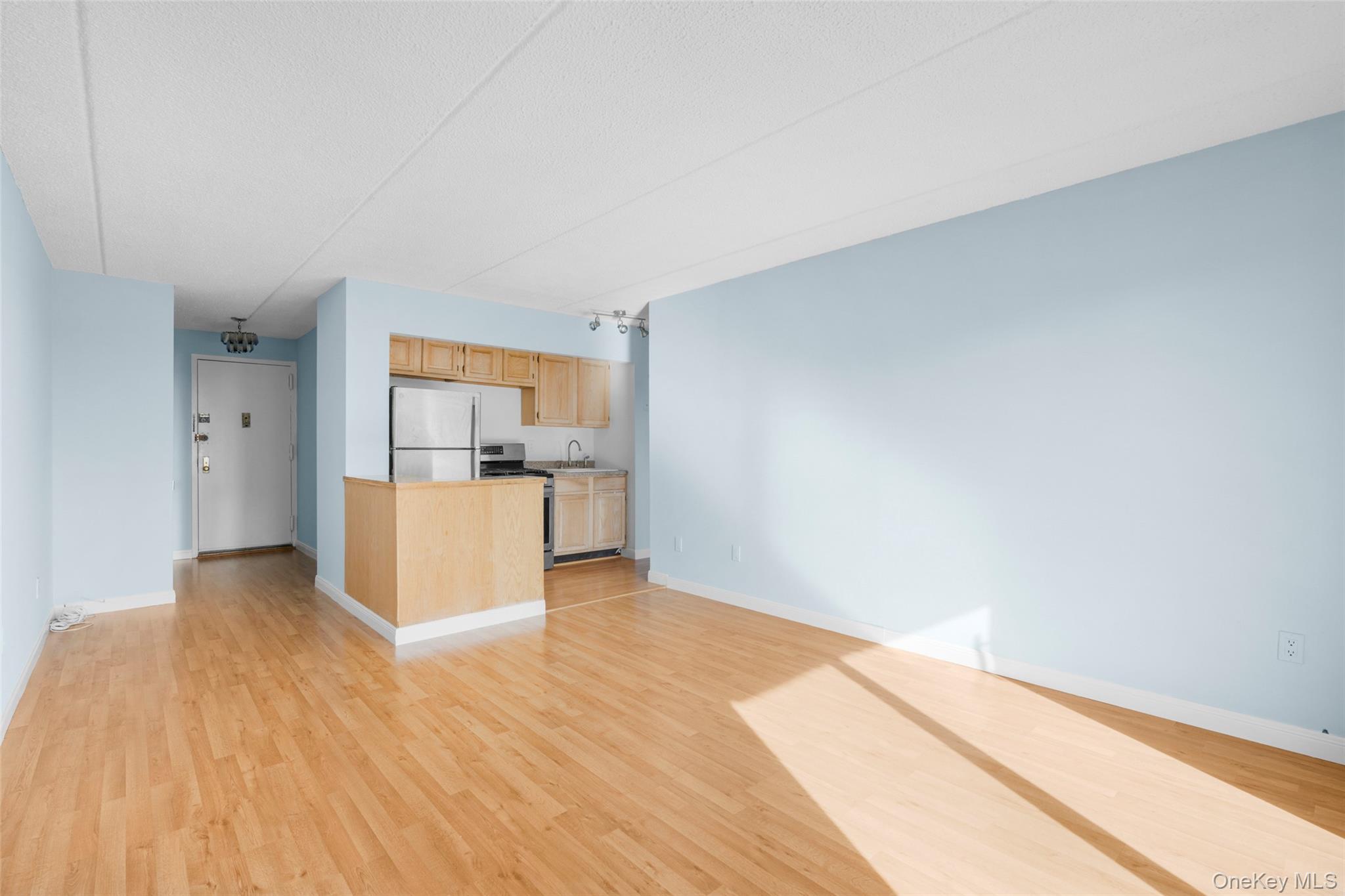 687 Bronx River Road # 7C, Yonkers, NY 10704