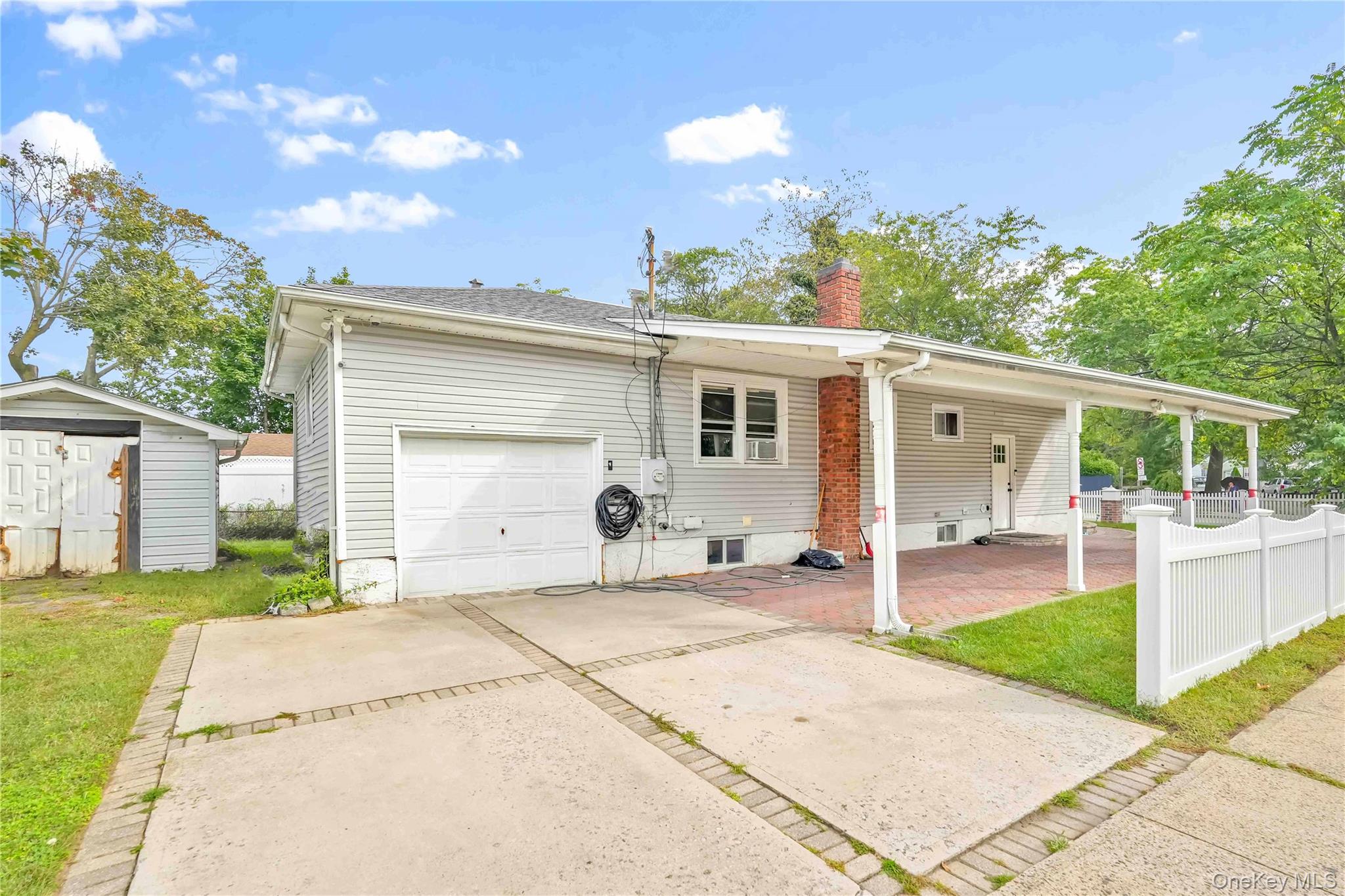 293 Pennsylvania Avenue, Roosevelt, NY 11575