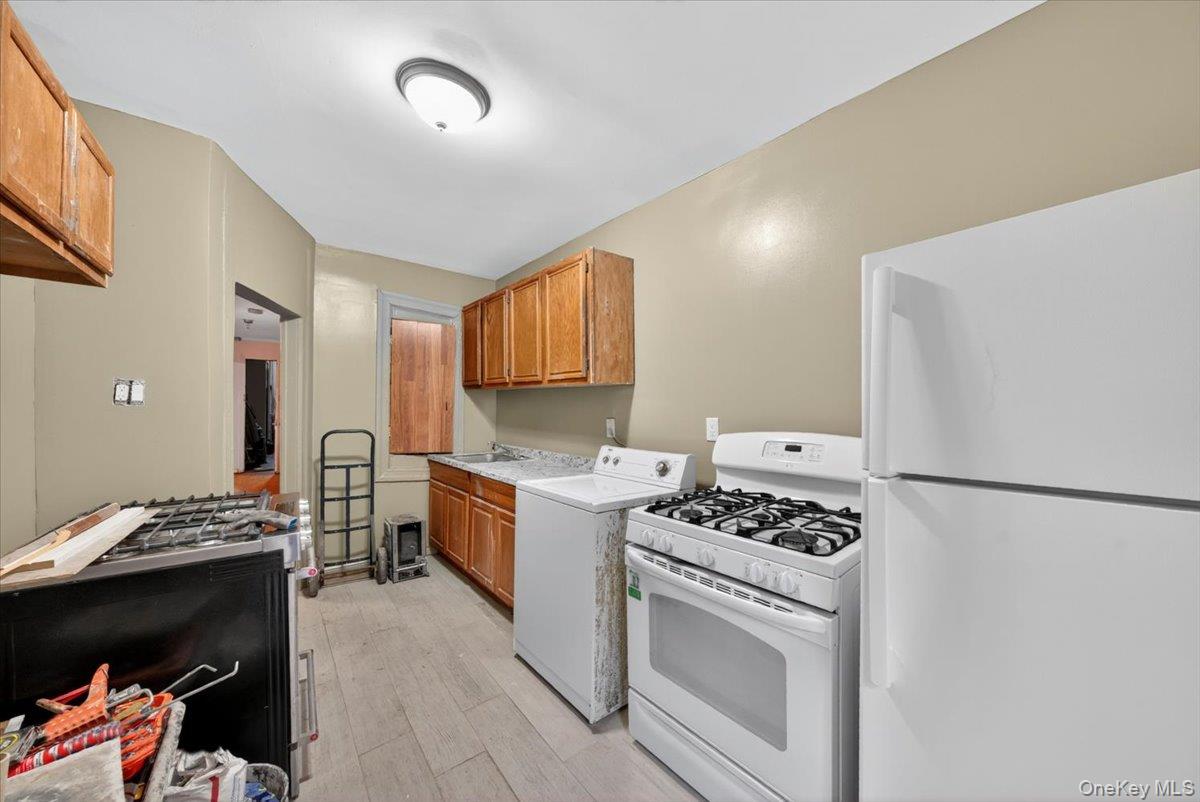 350 E169th Street, Bronx, NY 10456