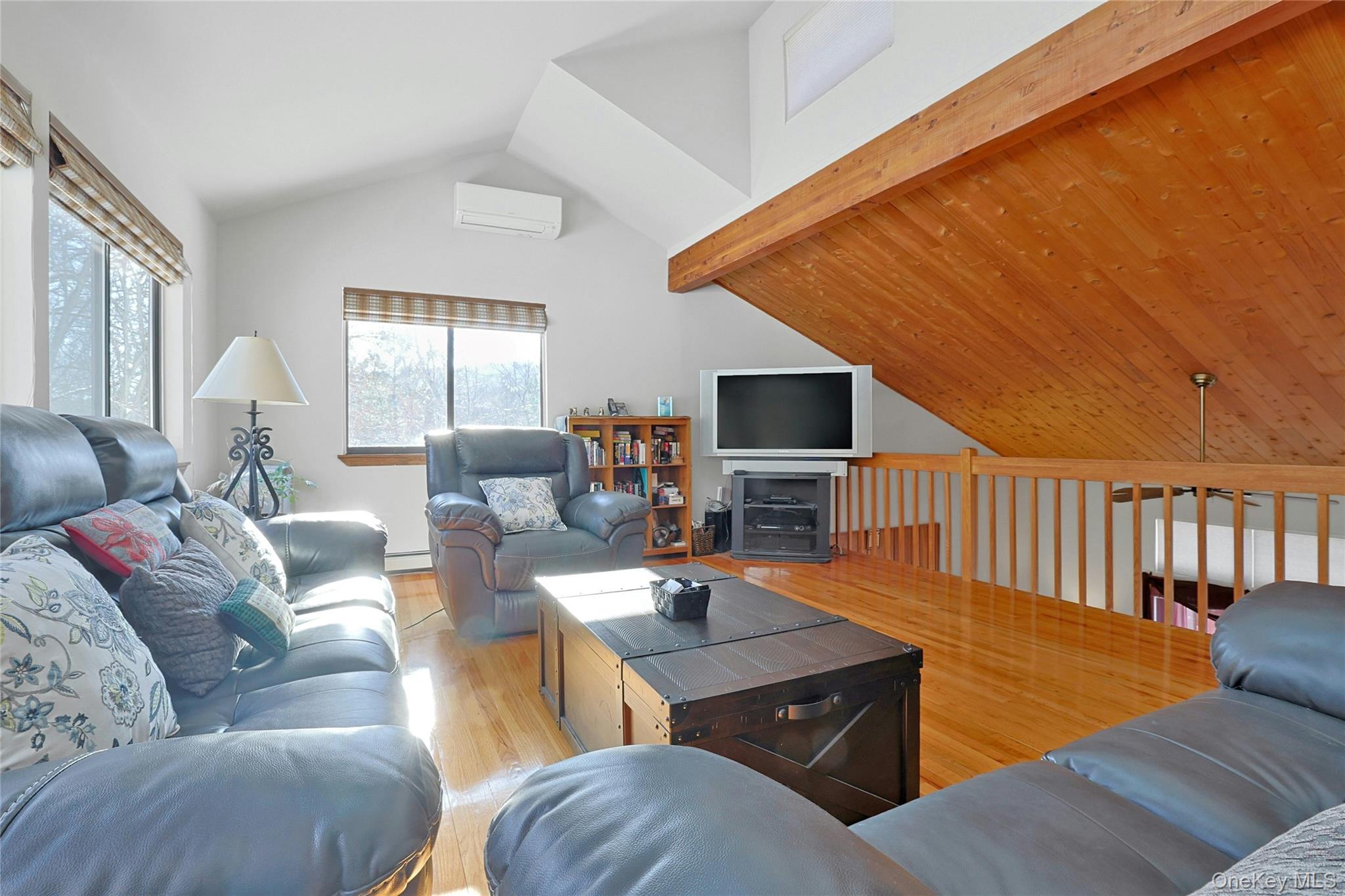 31 Powder Horn Road, Cortlandt Manor, NY 10567