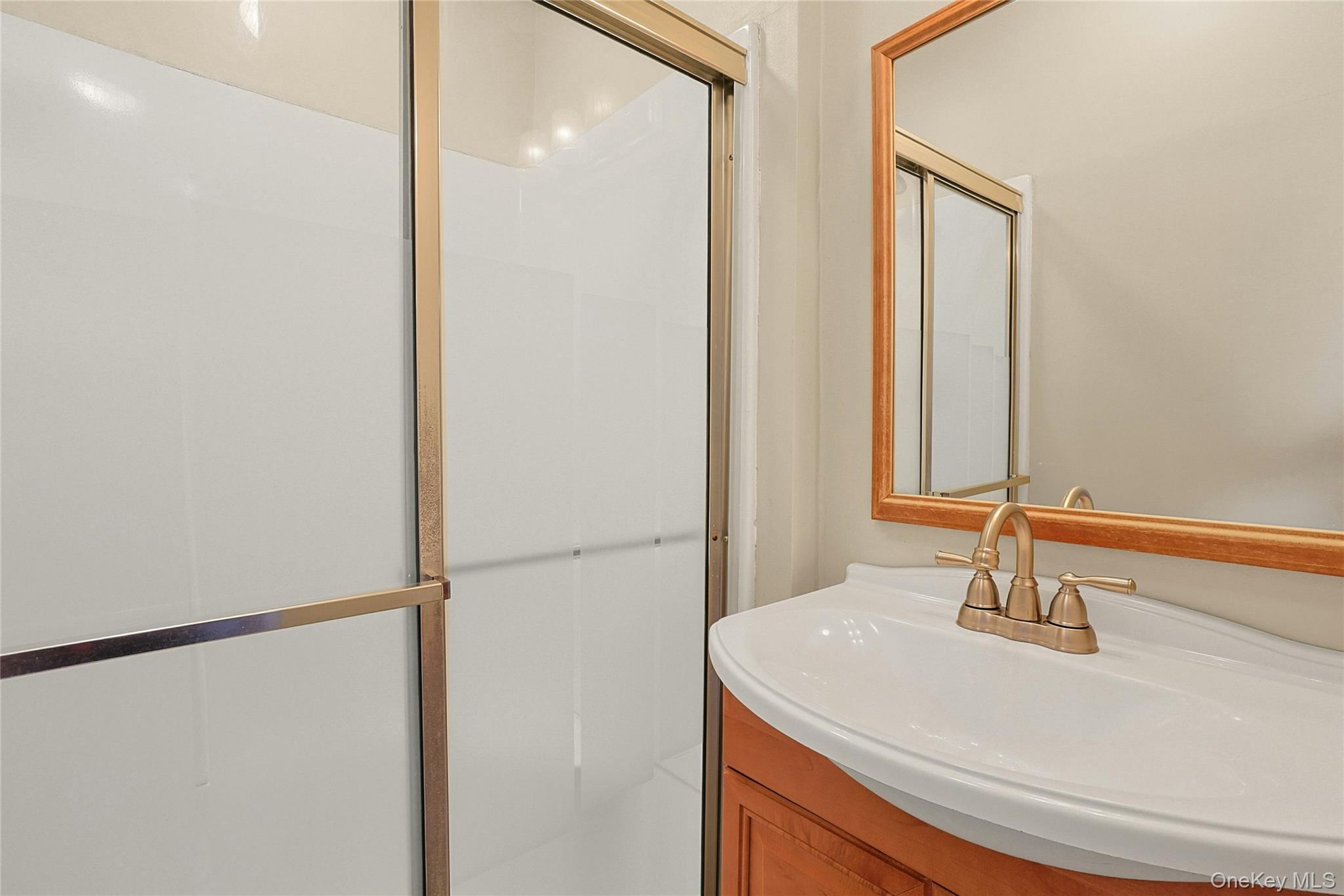 31 Powder Horn Road, Cortlandt Manor, NY 10567