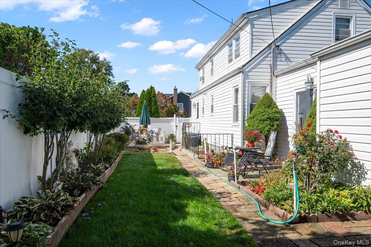 3520 Mallard Road, Levittown, NY 11756