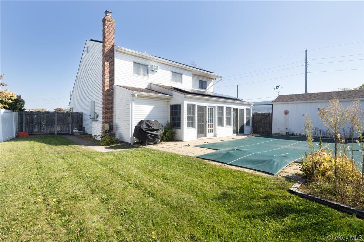 31 Parente Lane N, Island Park, NY 11558