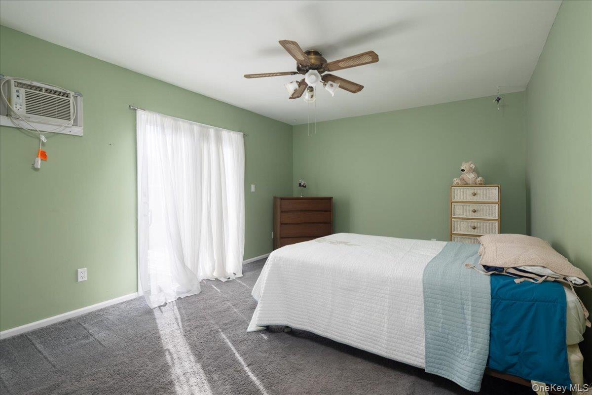 31 Parente Lane N, Island Park, NY 11558