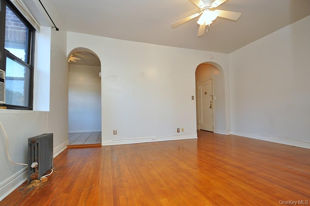 120 Stonelea Place # 3M, New Rochelle, NY 10801