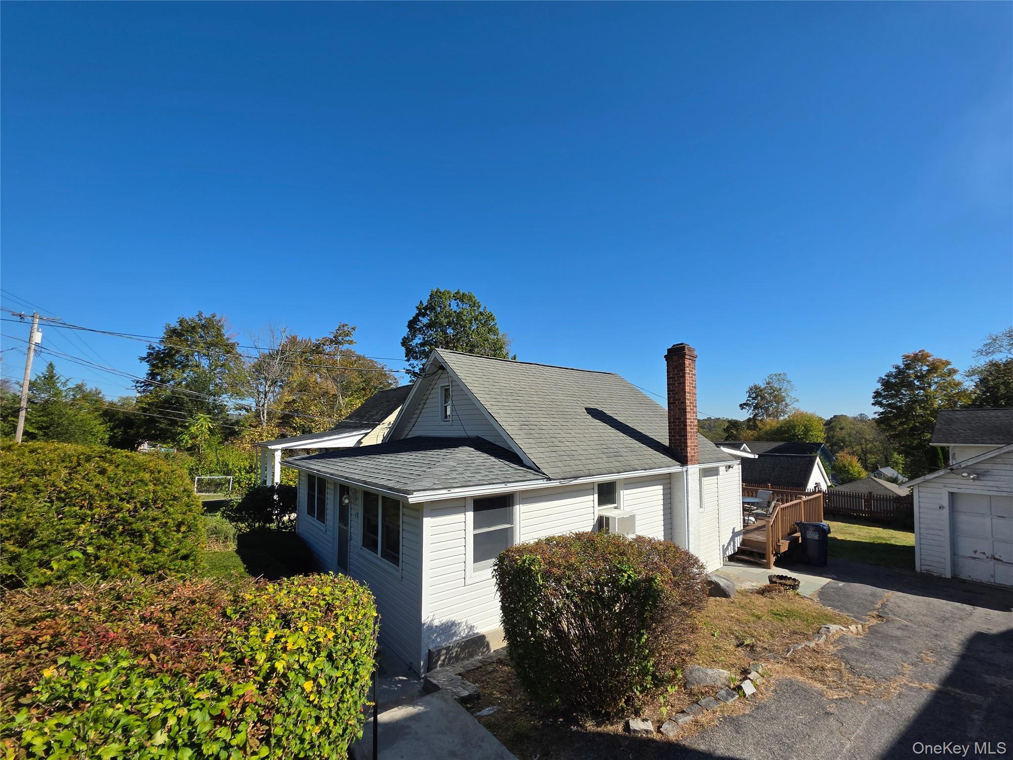 35 Entrance Way, Mahopac, NY 10541