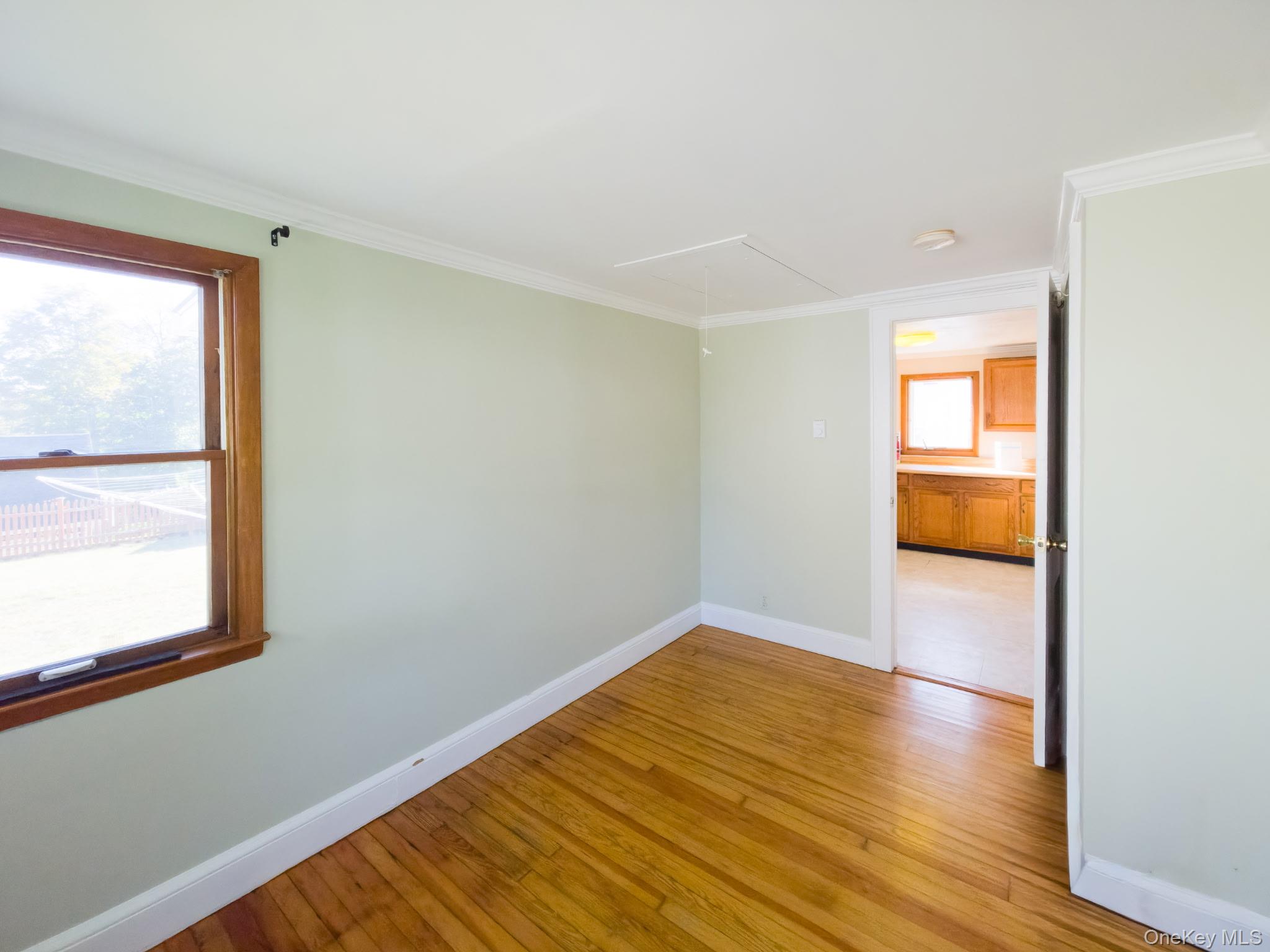 35 Entrance Way, Mahopac, NY 10541