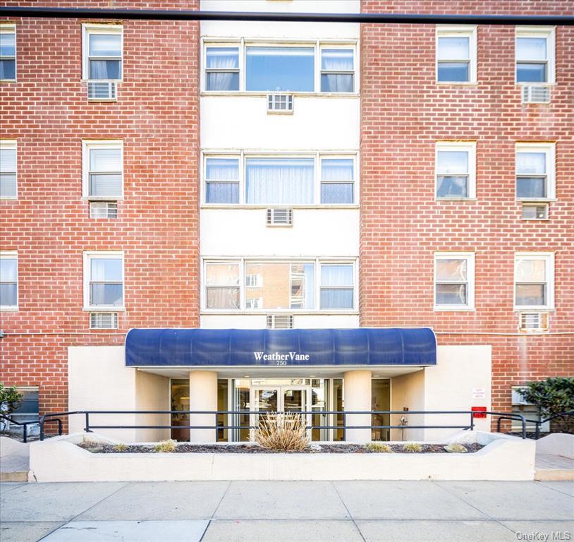 750 Shore Road # 6F, Long Beach, NY 11561