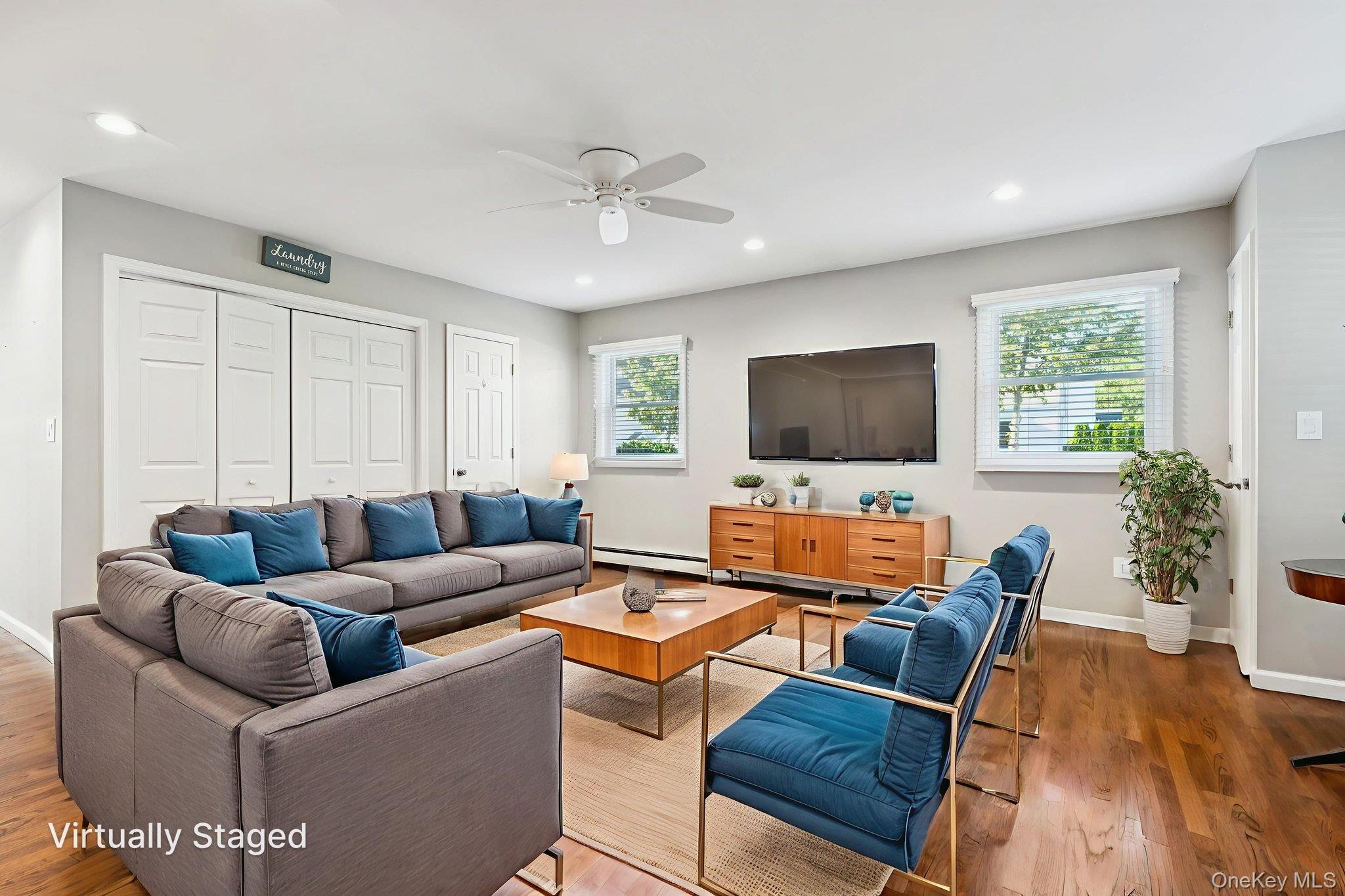 323 Barwick Boulevard, Mineola, NY 11501