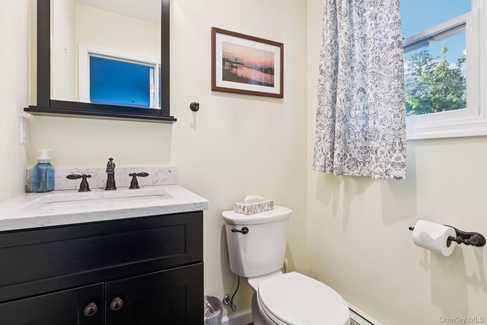 323 Barwick Boulevard, Mineola, NY 11501