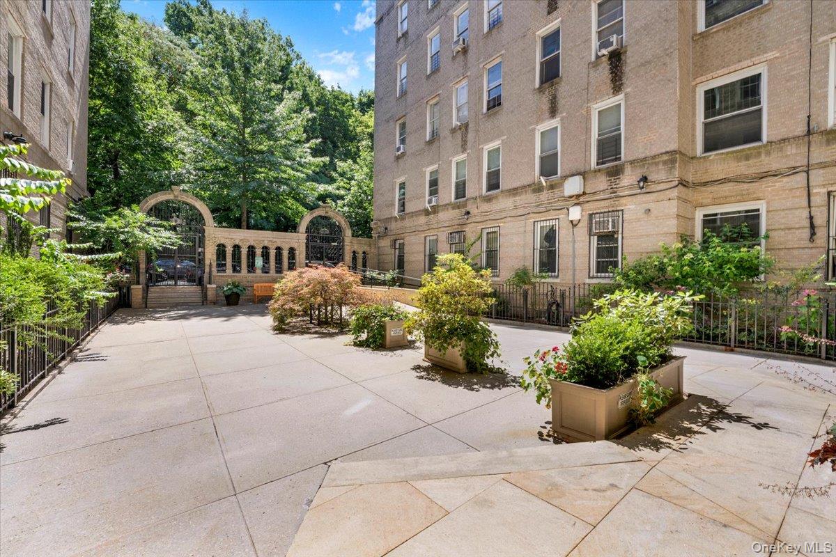 811 Walton Avenue # C15, Bronx, NY 10451