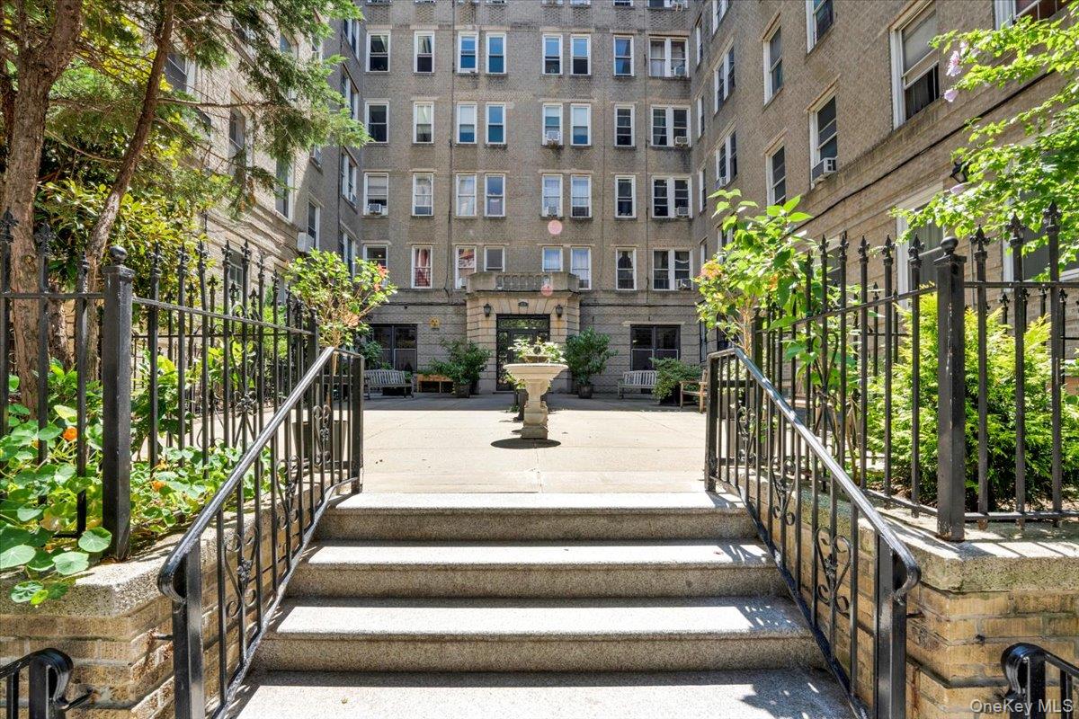 811 Walton Avenue # C15, Bronx, NY 10451