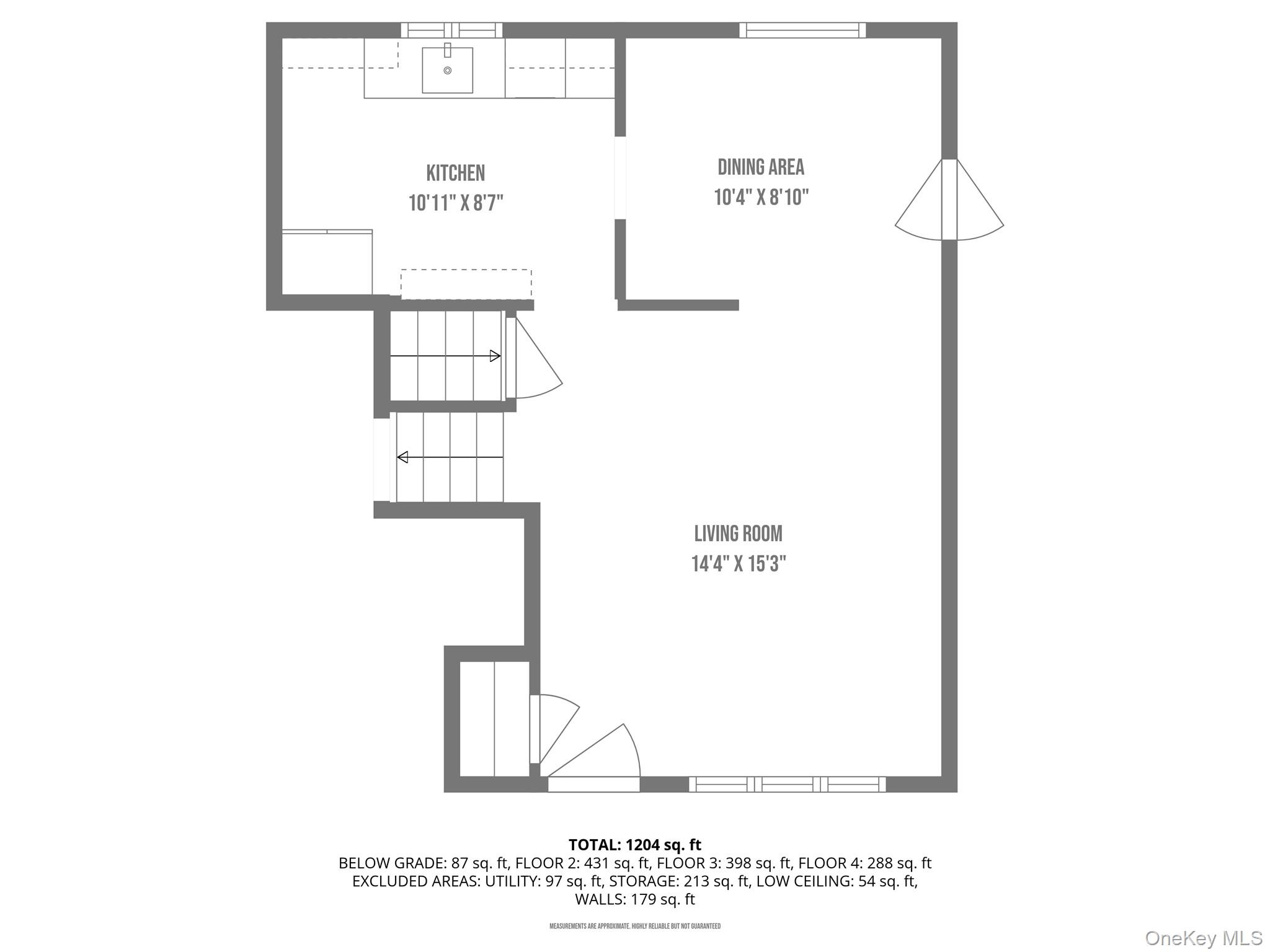 1029 N Niagara Avenue, Lindenhurst, NY 11757