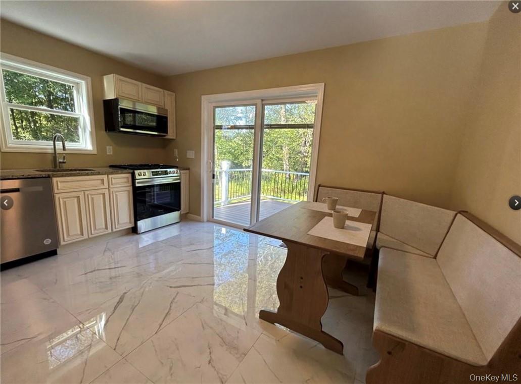 30 Daly Road, Middletown, NY 10940