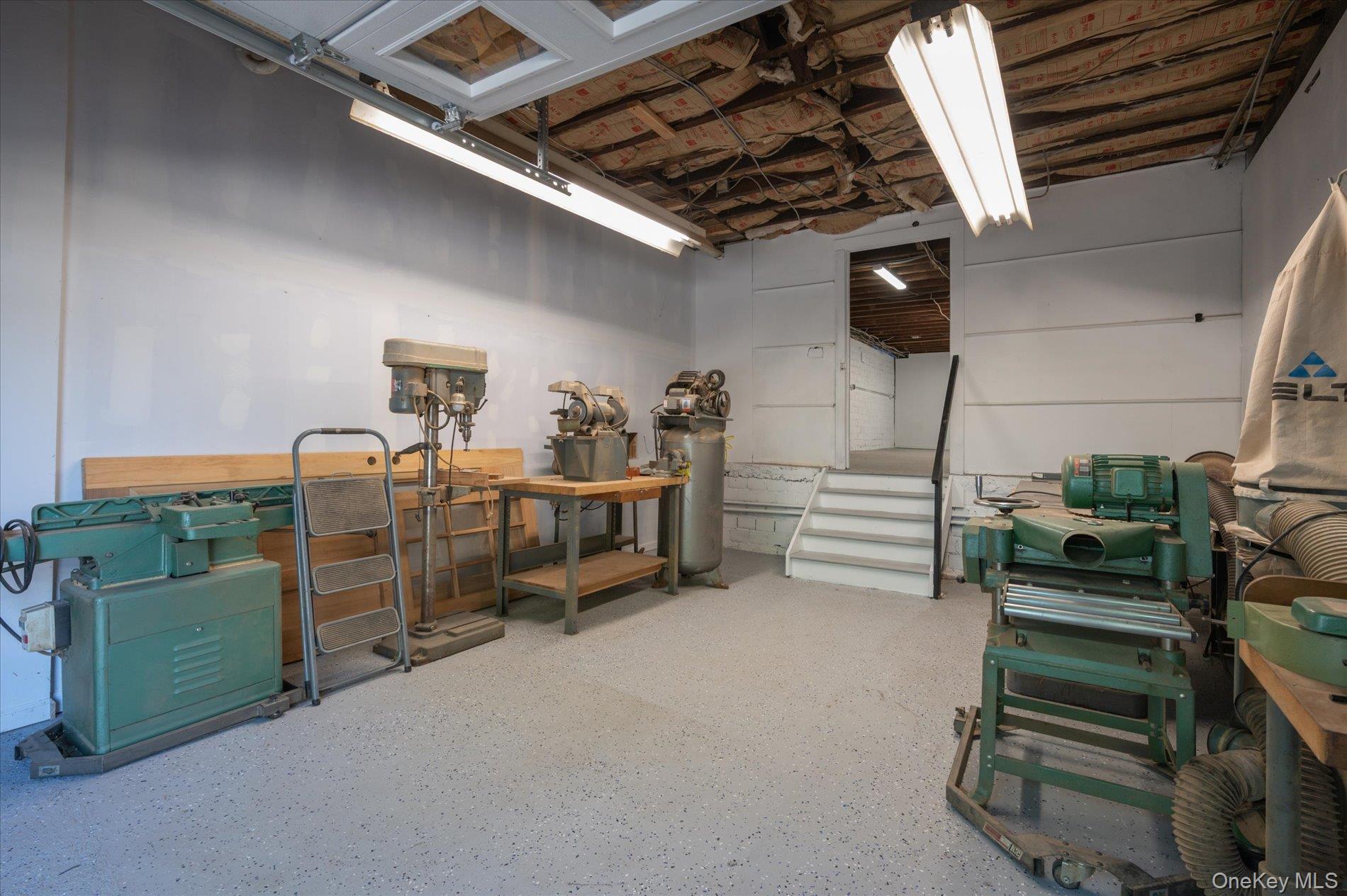 8-12 Railroad Avenue, Glen Head, NY 11545