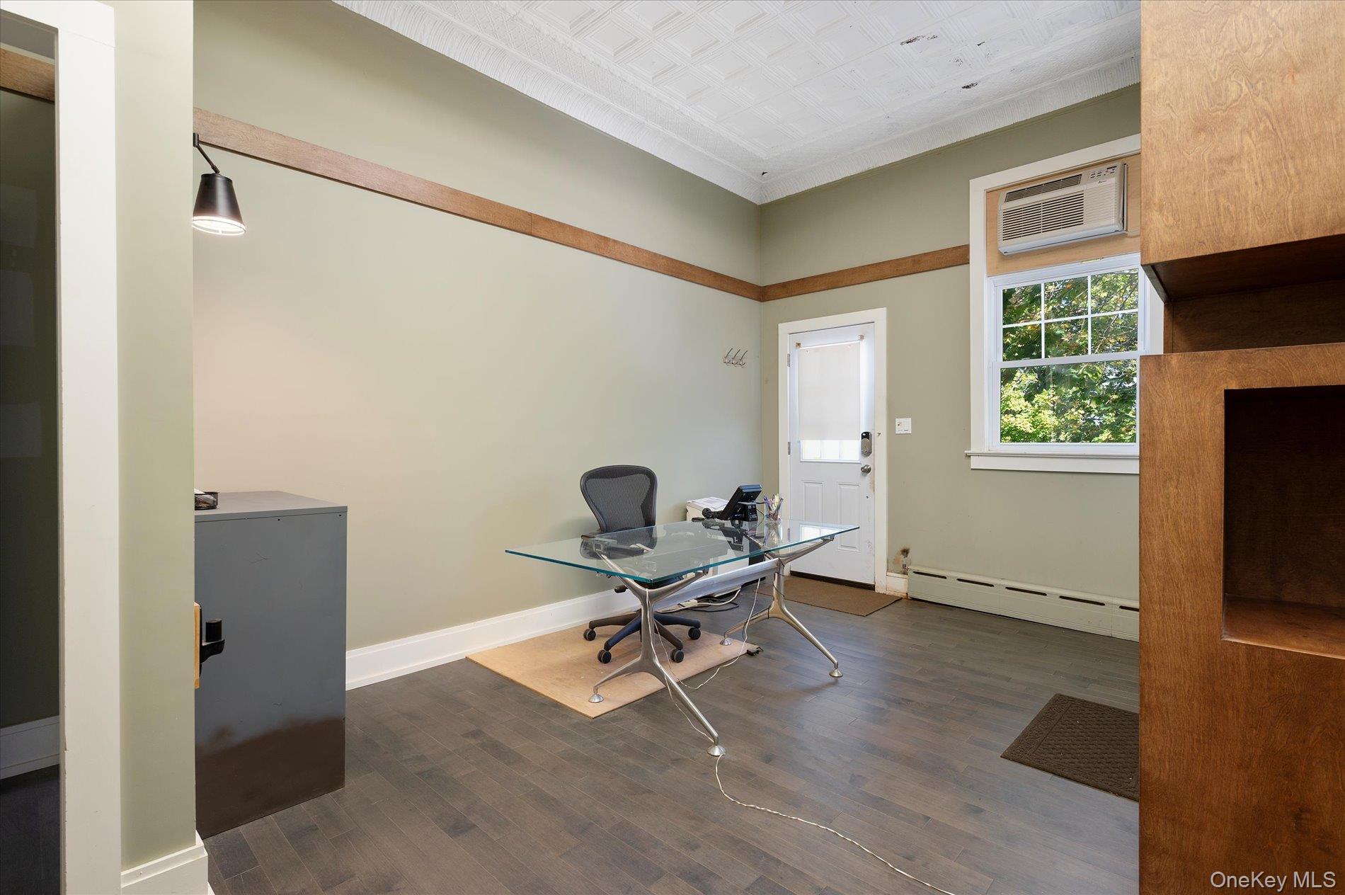 8-12 Railroad Avenue, Glen Head, NY 11545