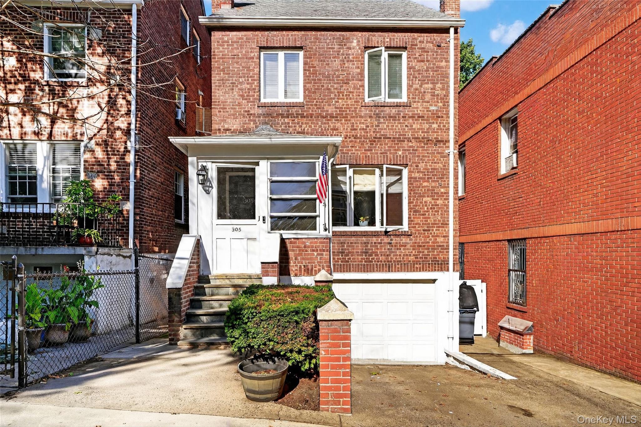 305 W 259th Street, Bronx, NY 10471