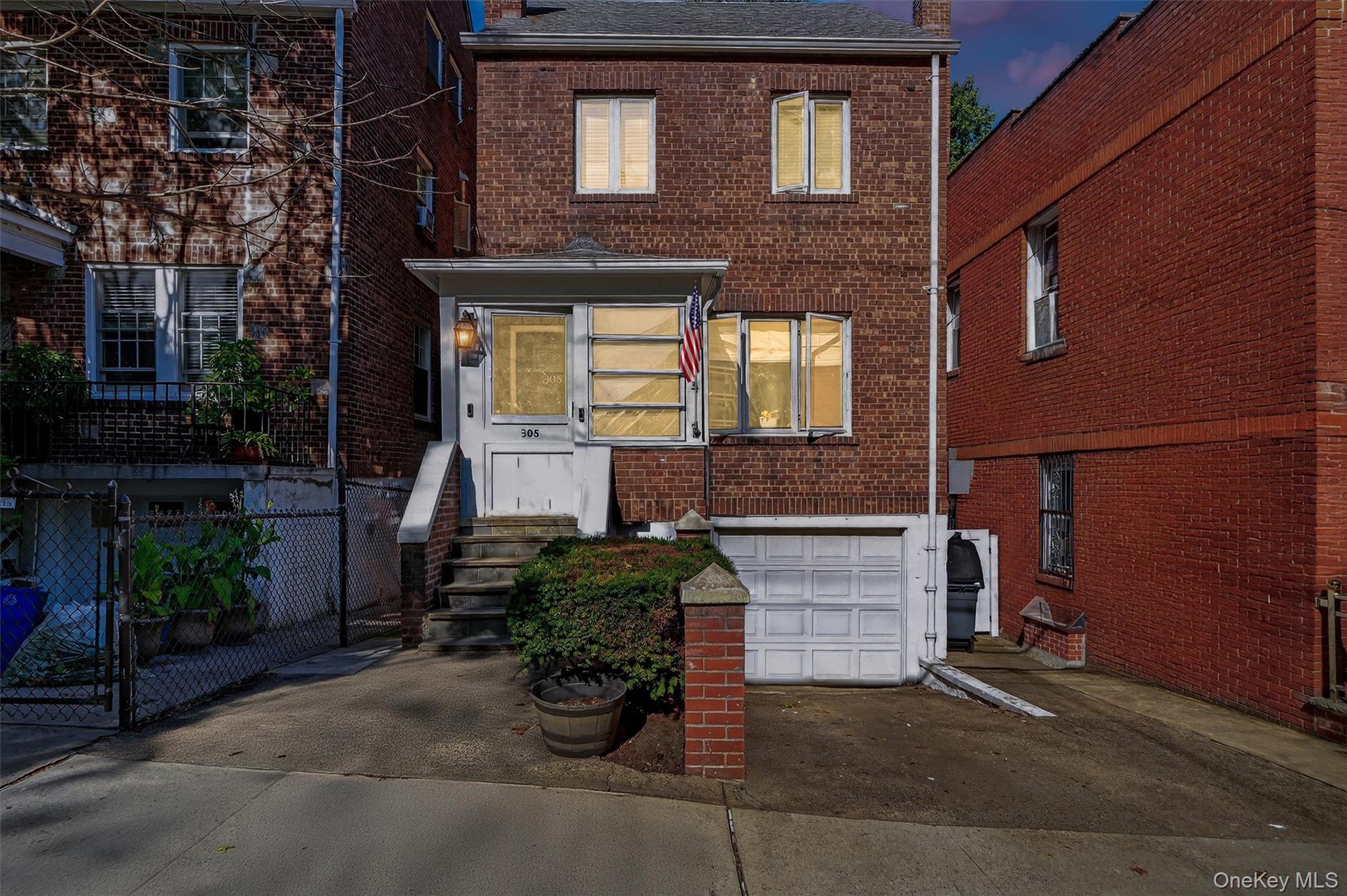 305 W 259th Street, Bronx, NY 10471