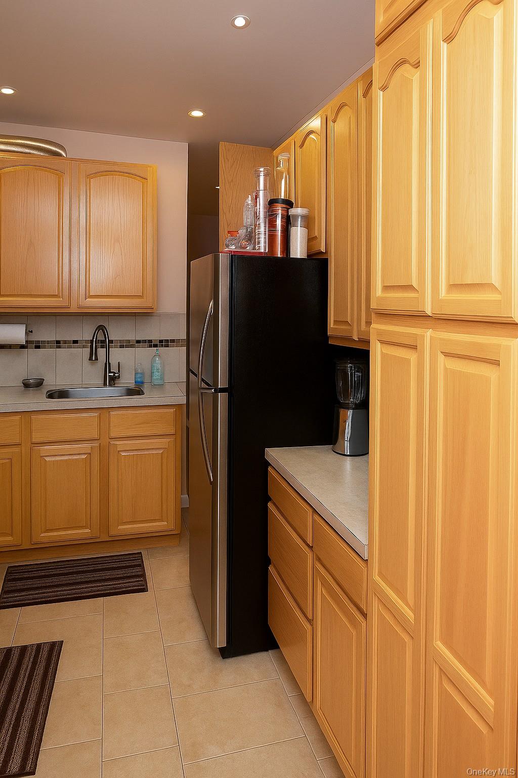 303 E 48th Street, Brooklyn, NY 11203