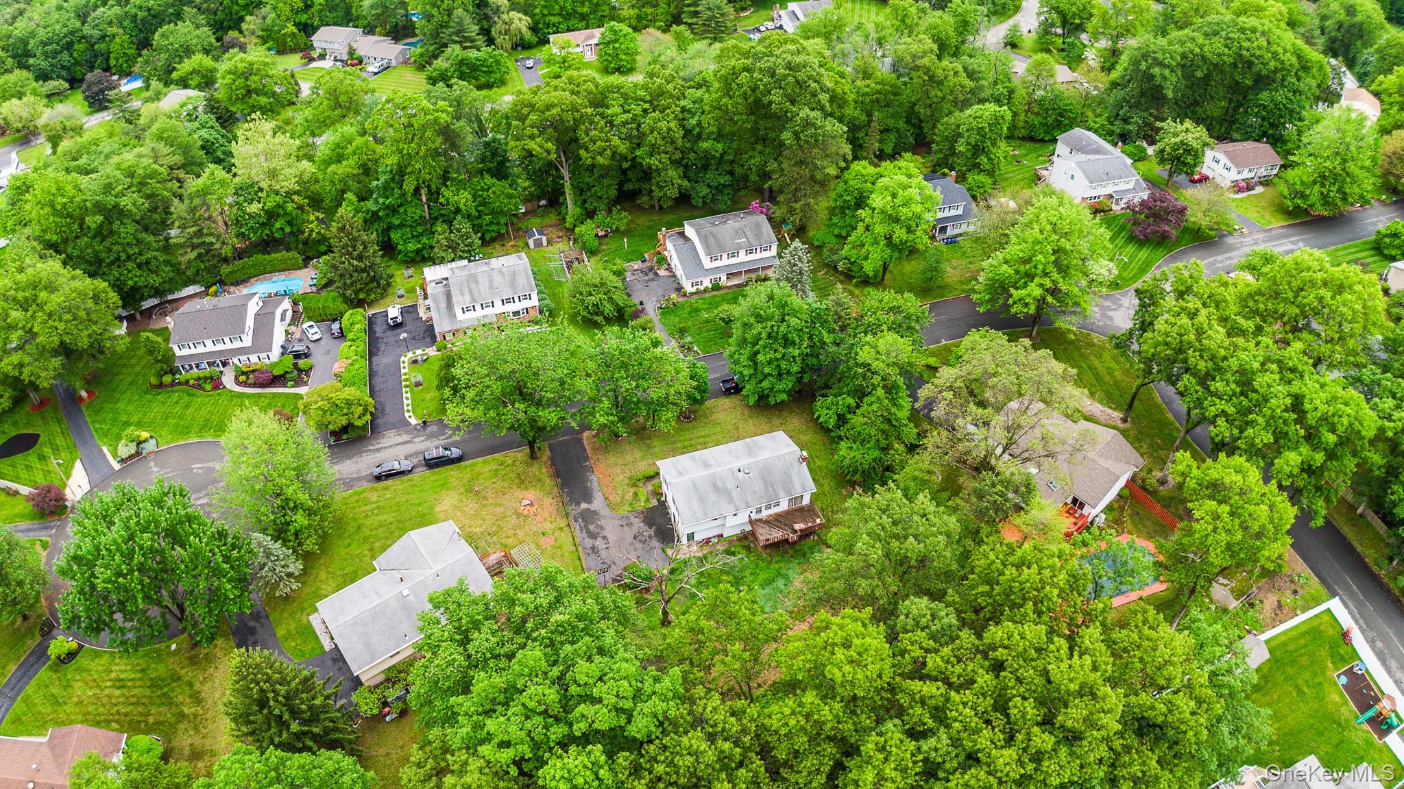 5 Catalpa Court, Bardonia, NY 10954