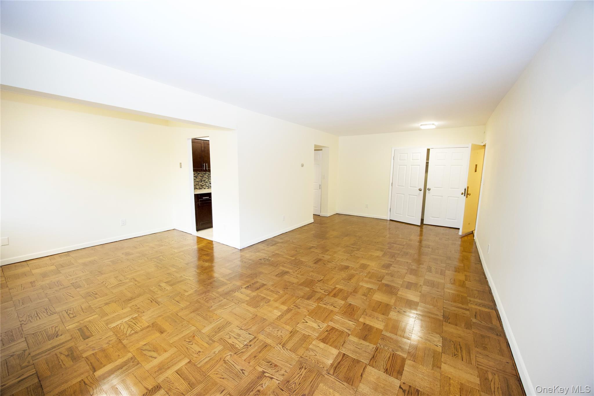 77 Lenox Road # 1A, Rockville Centre, NY 11570