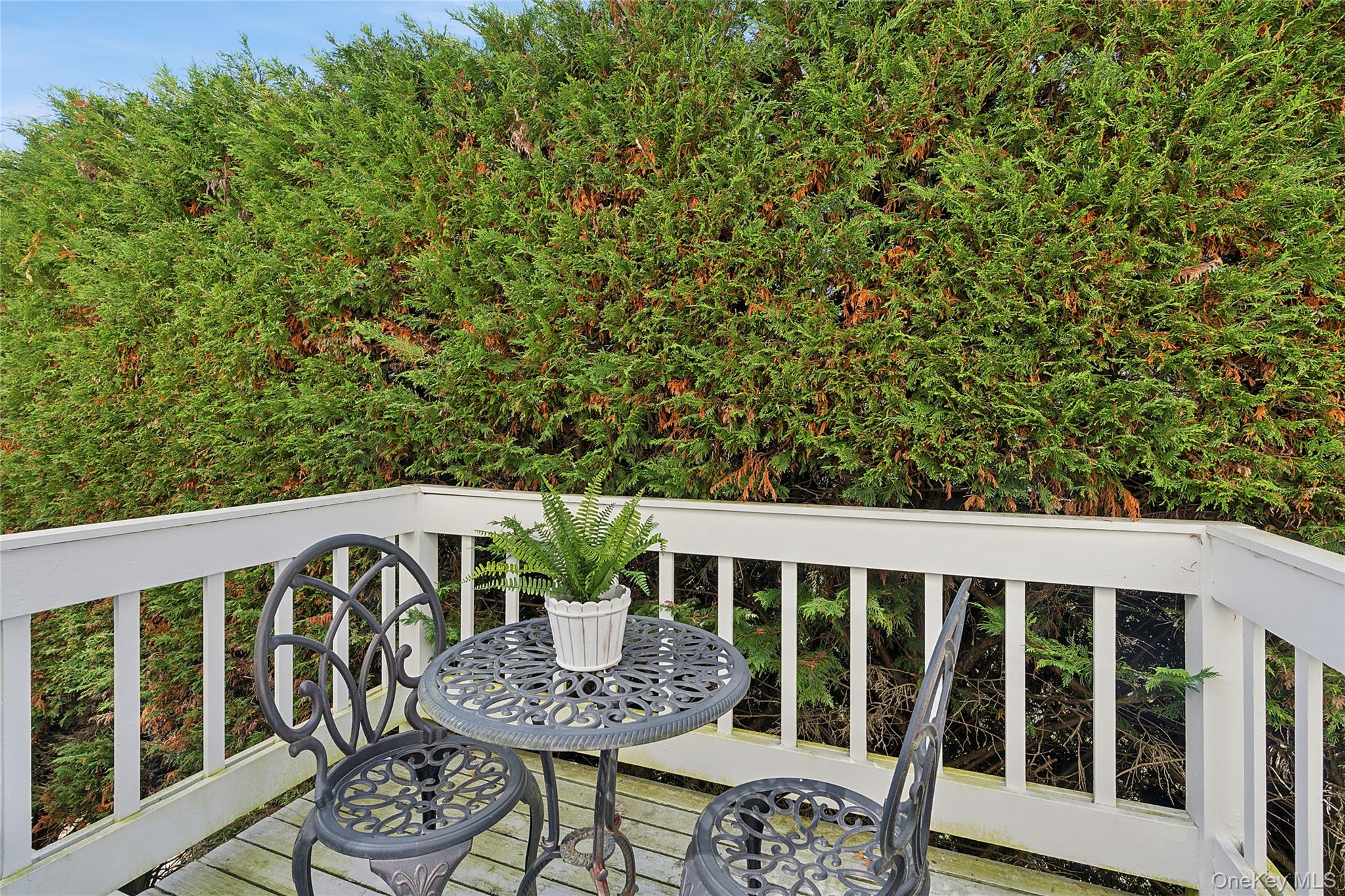 30 Little Neck Road # 21, Southampton, NY 11968