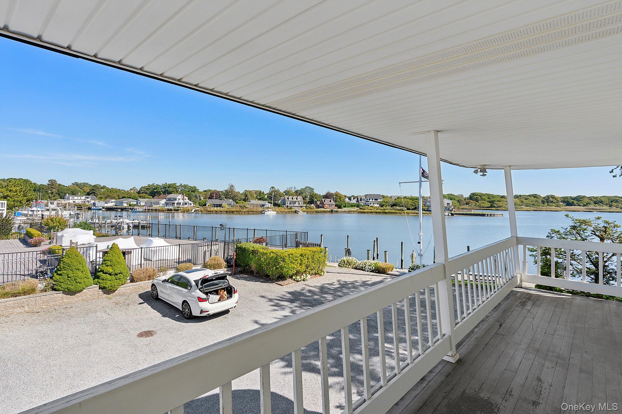 30 Little Neck Road # 21, Southampton, NY 11968