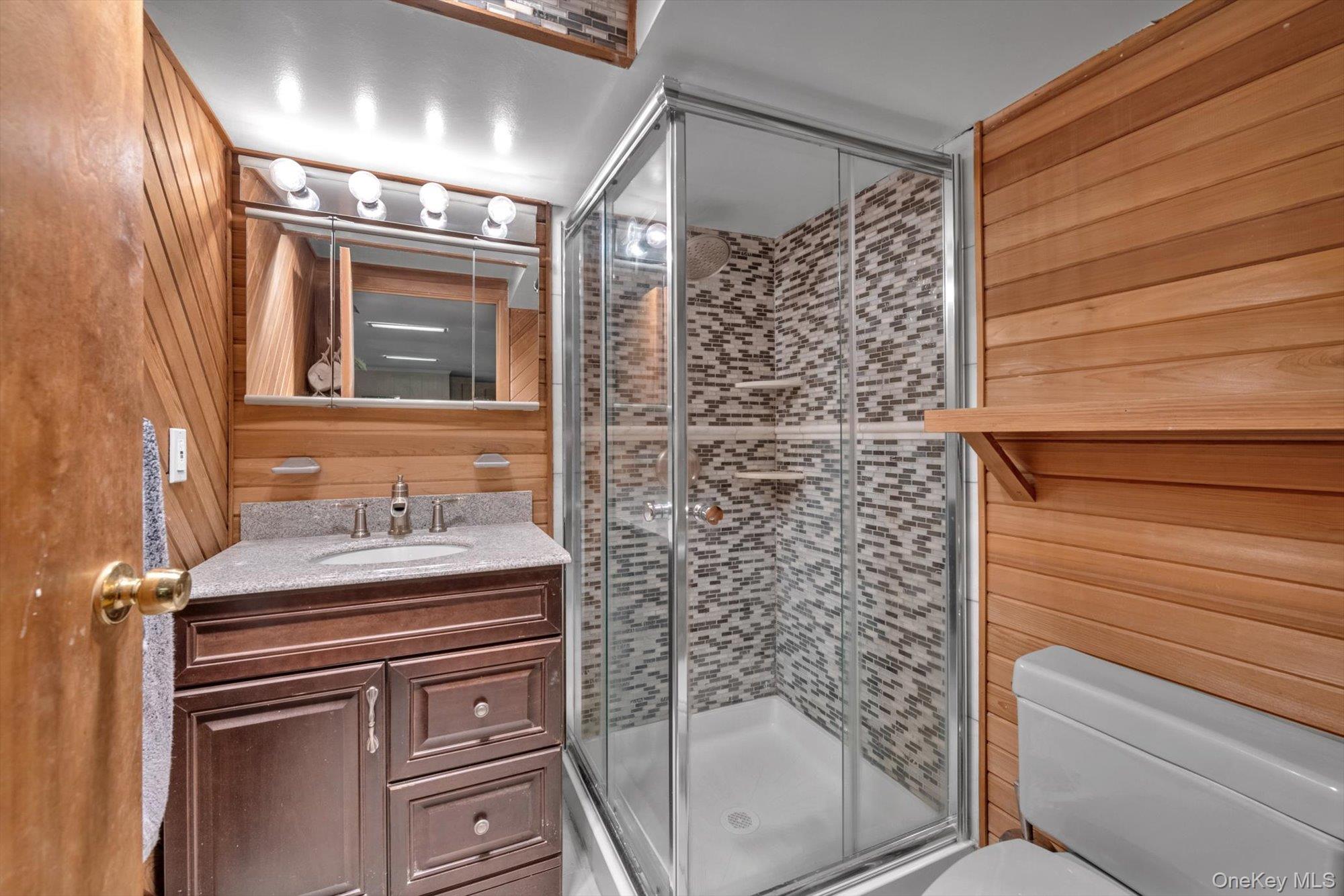 326 4th Street, East Northport, NY 11731