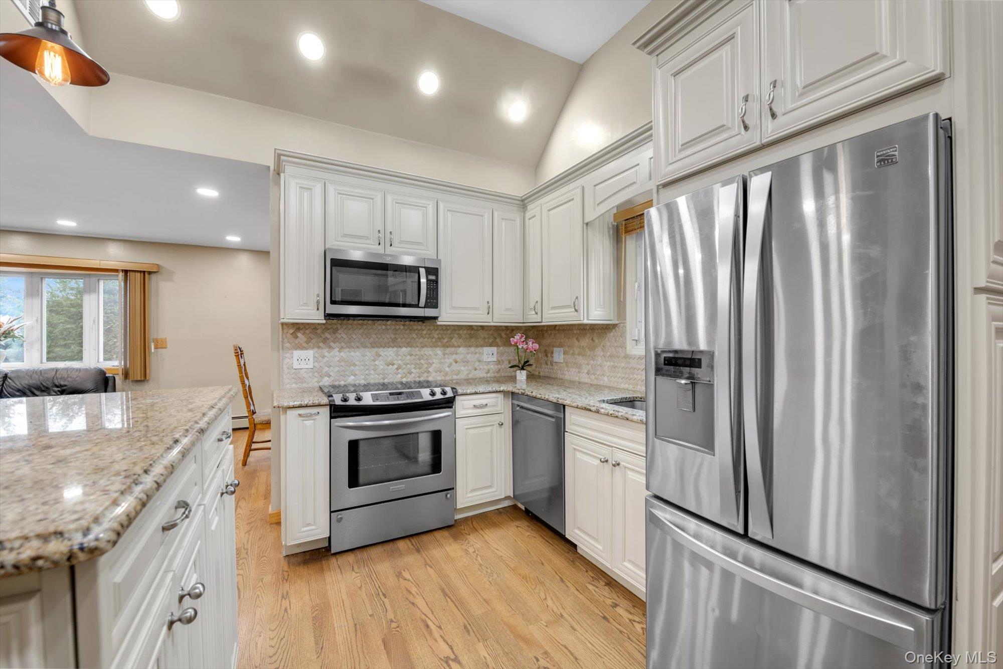 326 4th Street, East Northport, NY 11731