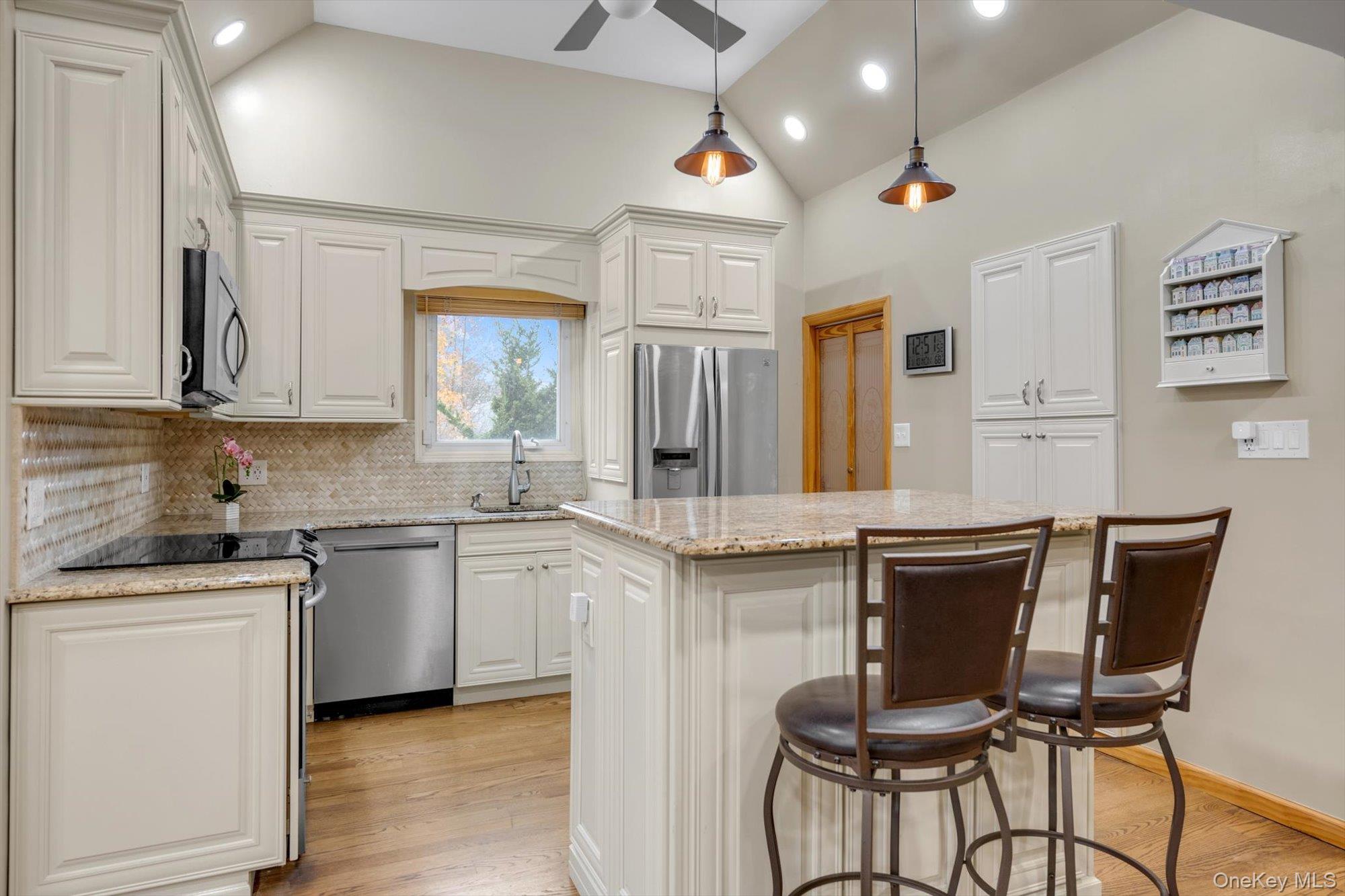 326 4th Street, East Northport, NY 11731