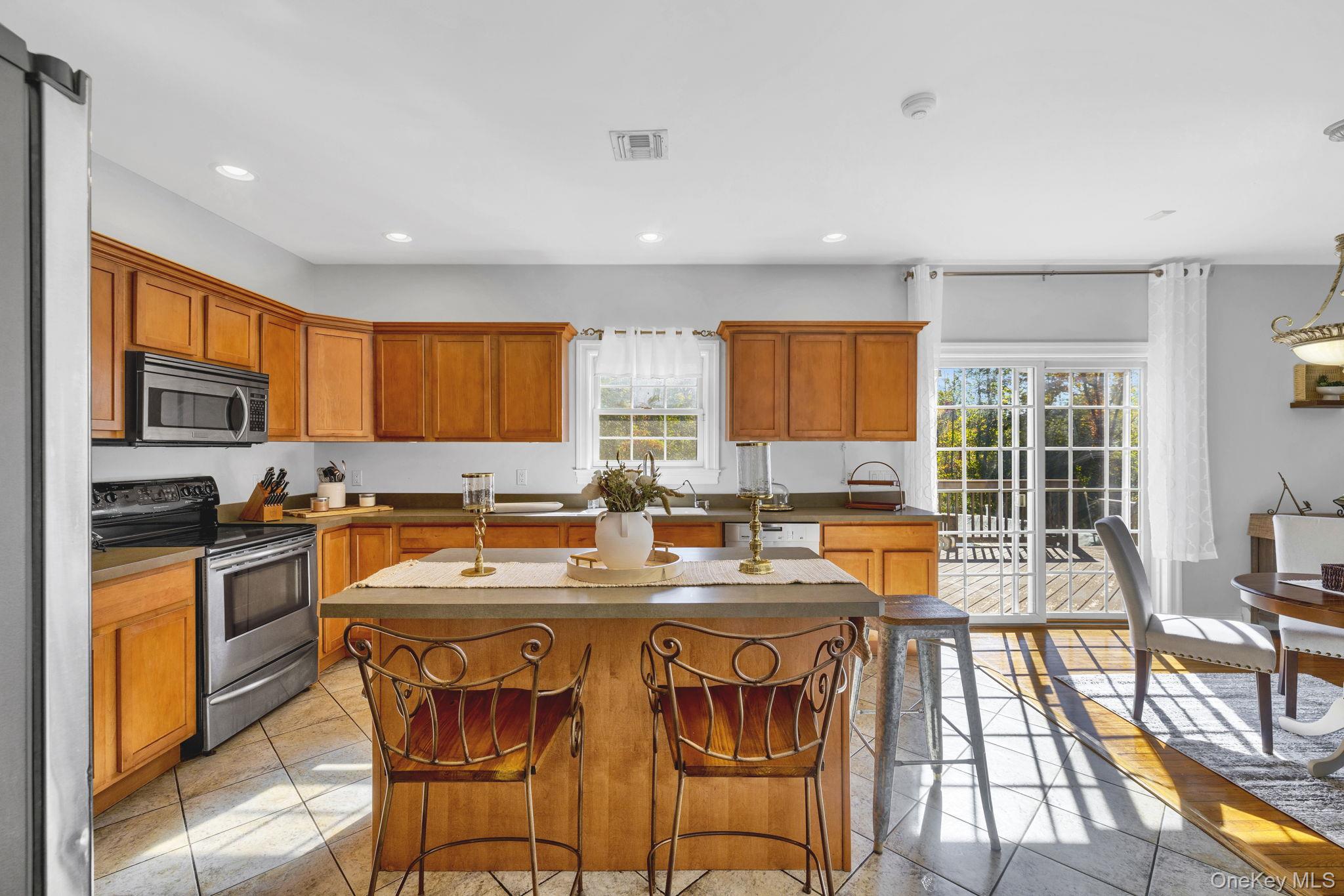 1174 Mountain Road, Port Jervis, NY 12771