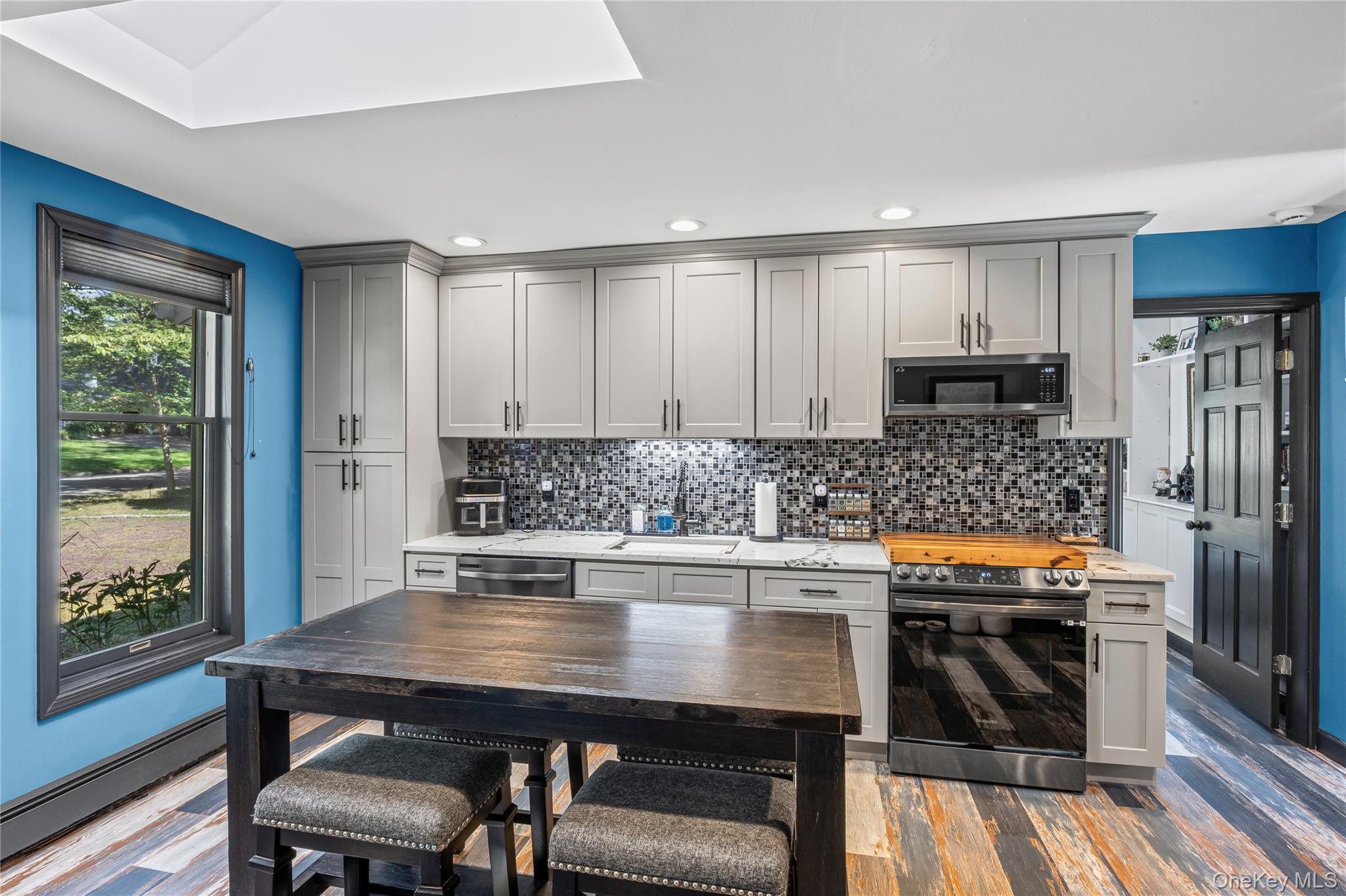 4 Model Court, Rocky Point, NY 11778