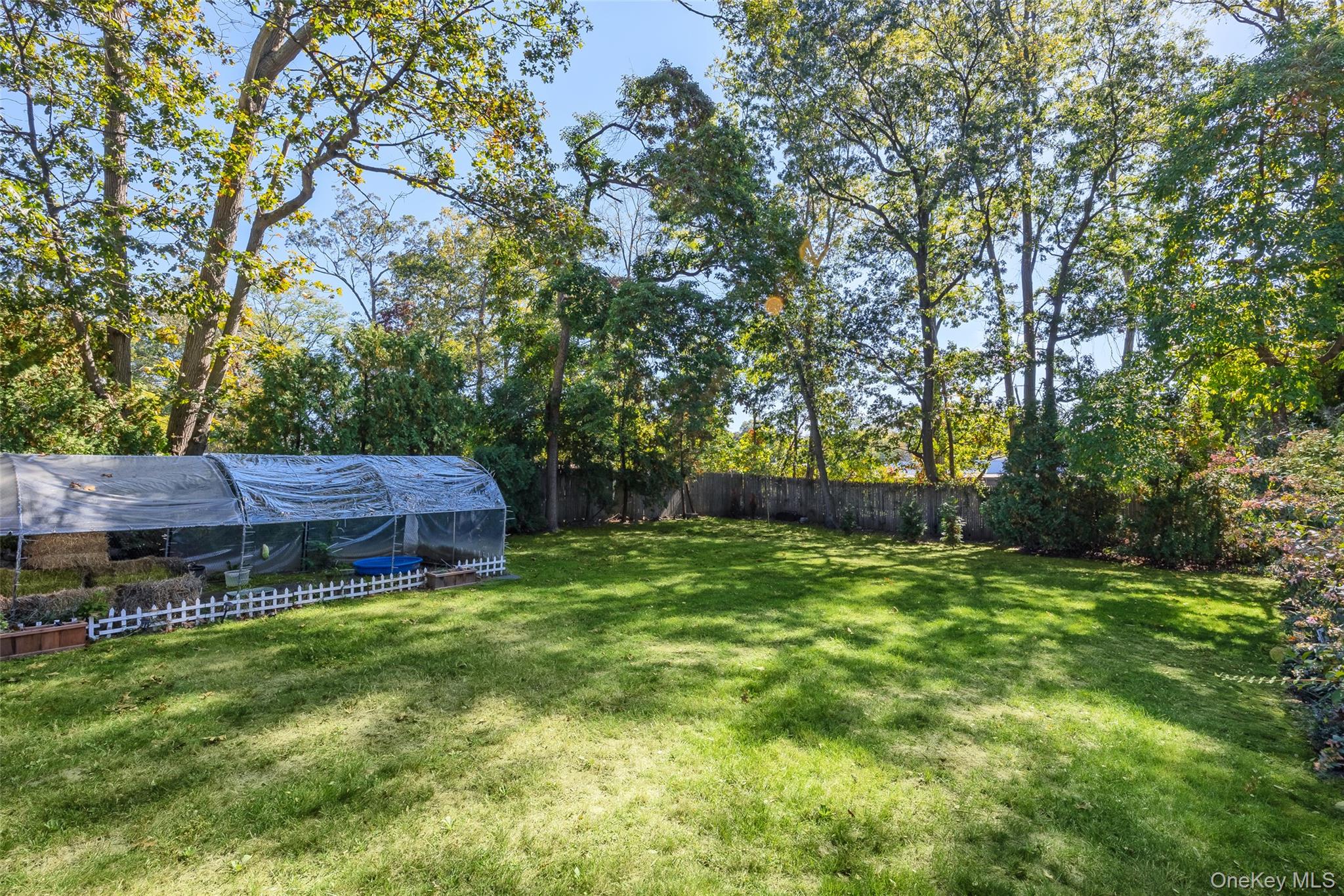 4 Model Court, Rocky Point, NY 11778