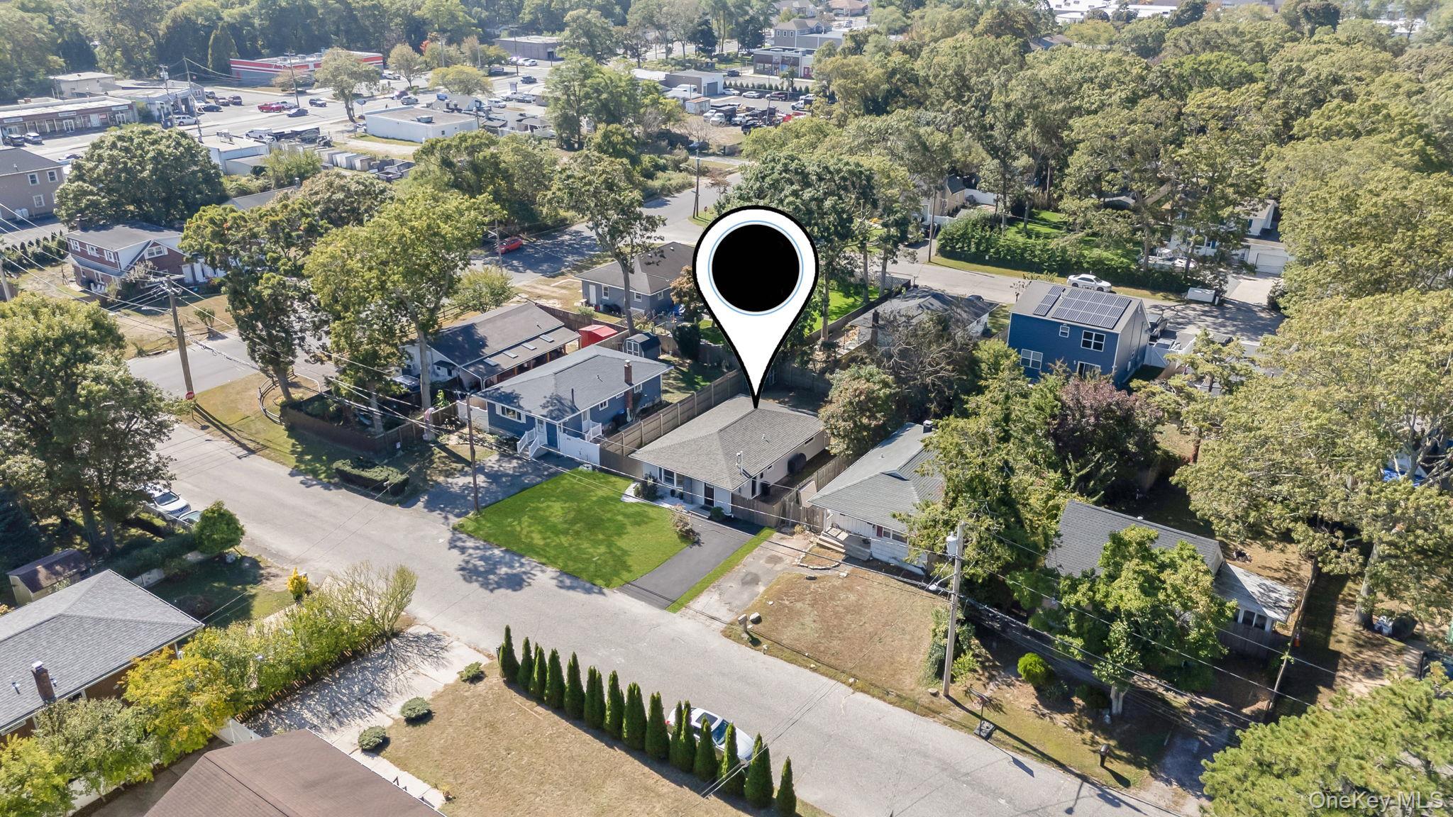 6 Bonny Drive, Mastic, NY 11950