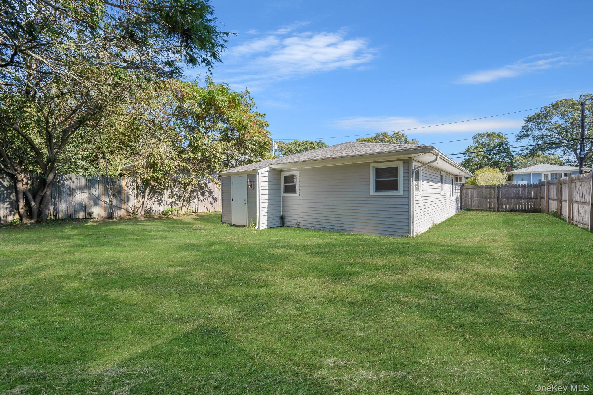 6 Bonny Drive, Mastic, NY 11950