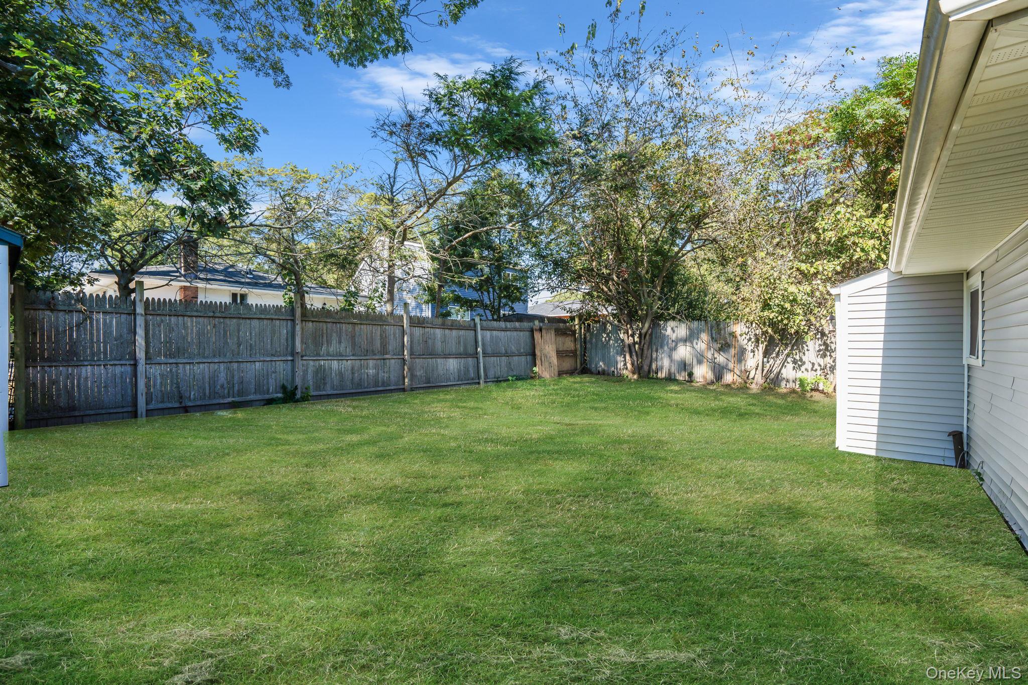 6 Bonny Drive, Mastic, NY 11950