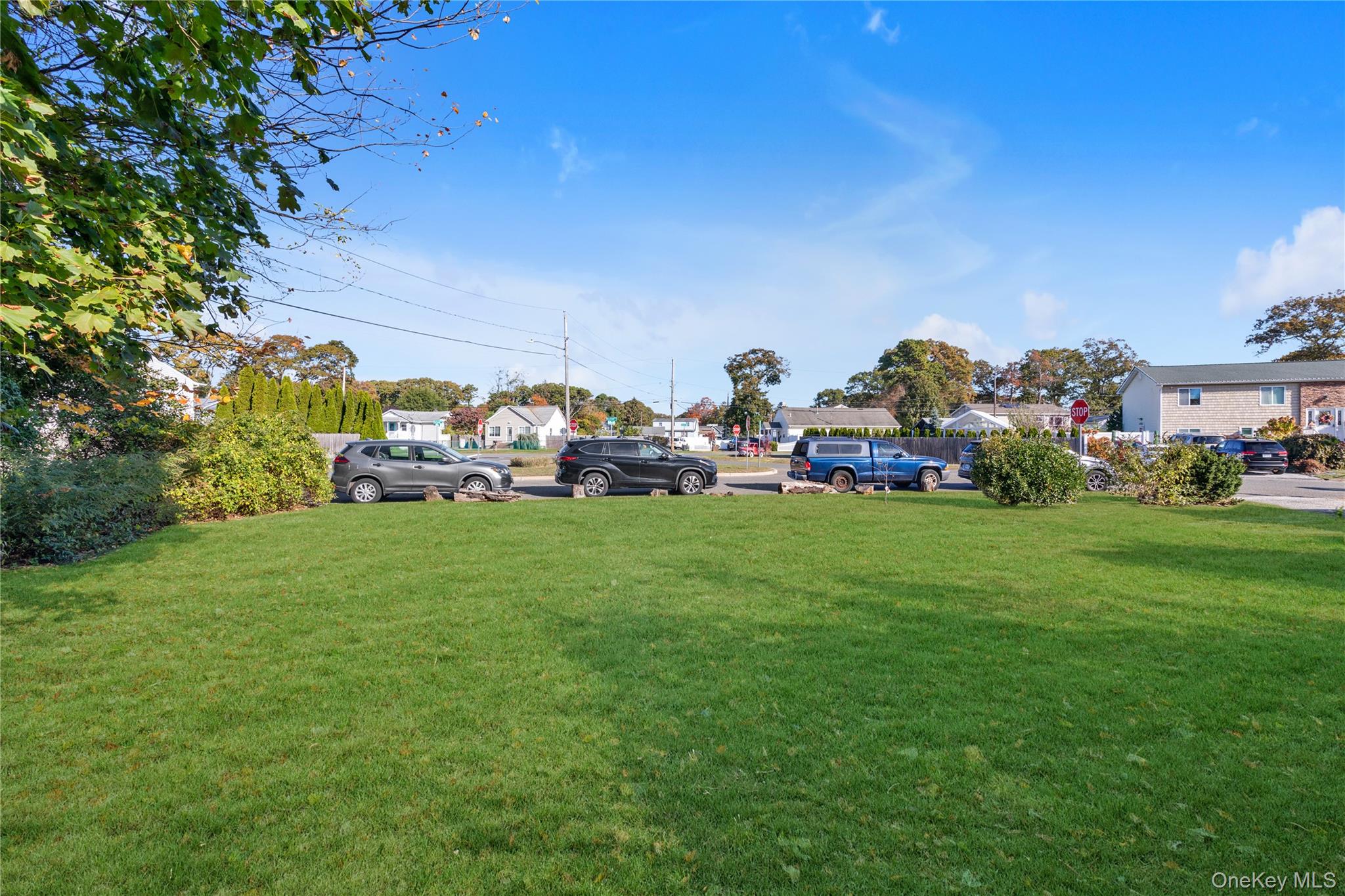 166 & 170 Woodrow Parkway, West Babylon, NY 11704