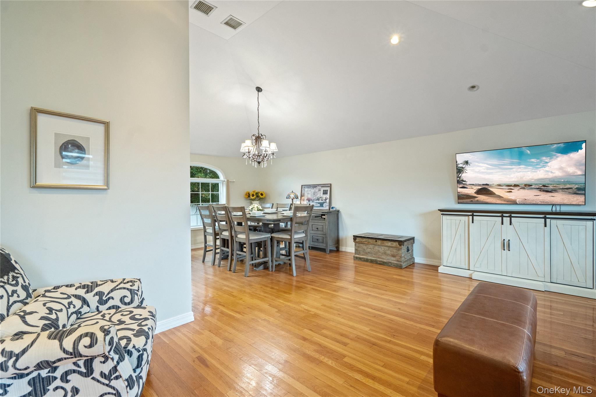 240 Wyngate Drive, Massapequa, NY 11758