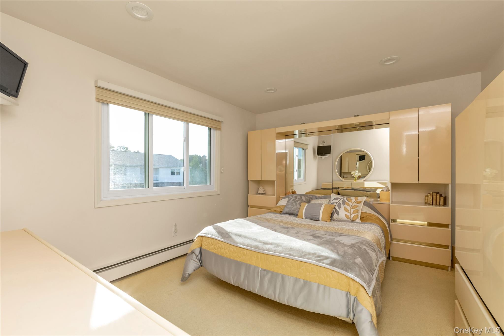 43 Oak Point Drive N, Bayville, NY 11709