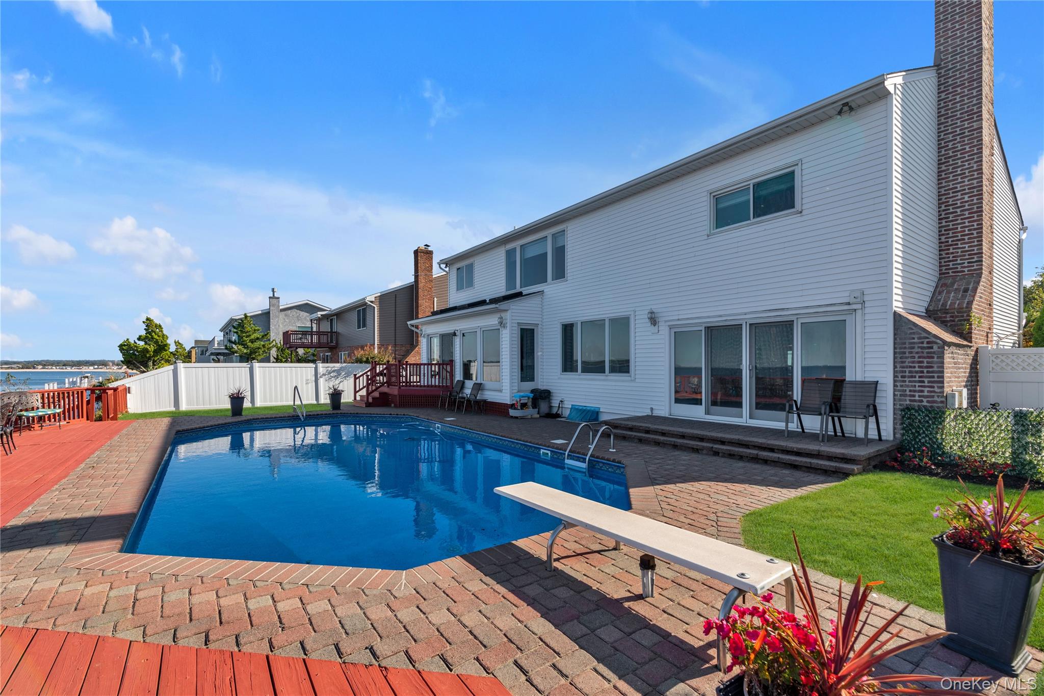 43 Oak Point Drive N, Bayville, NY 11709