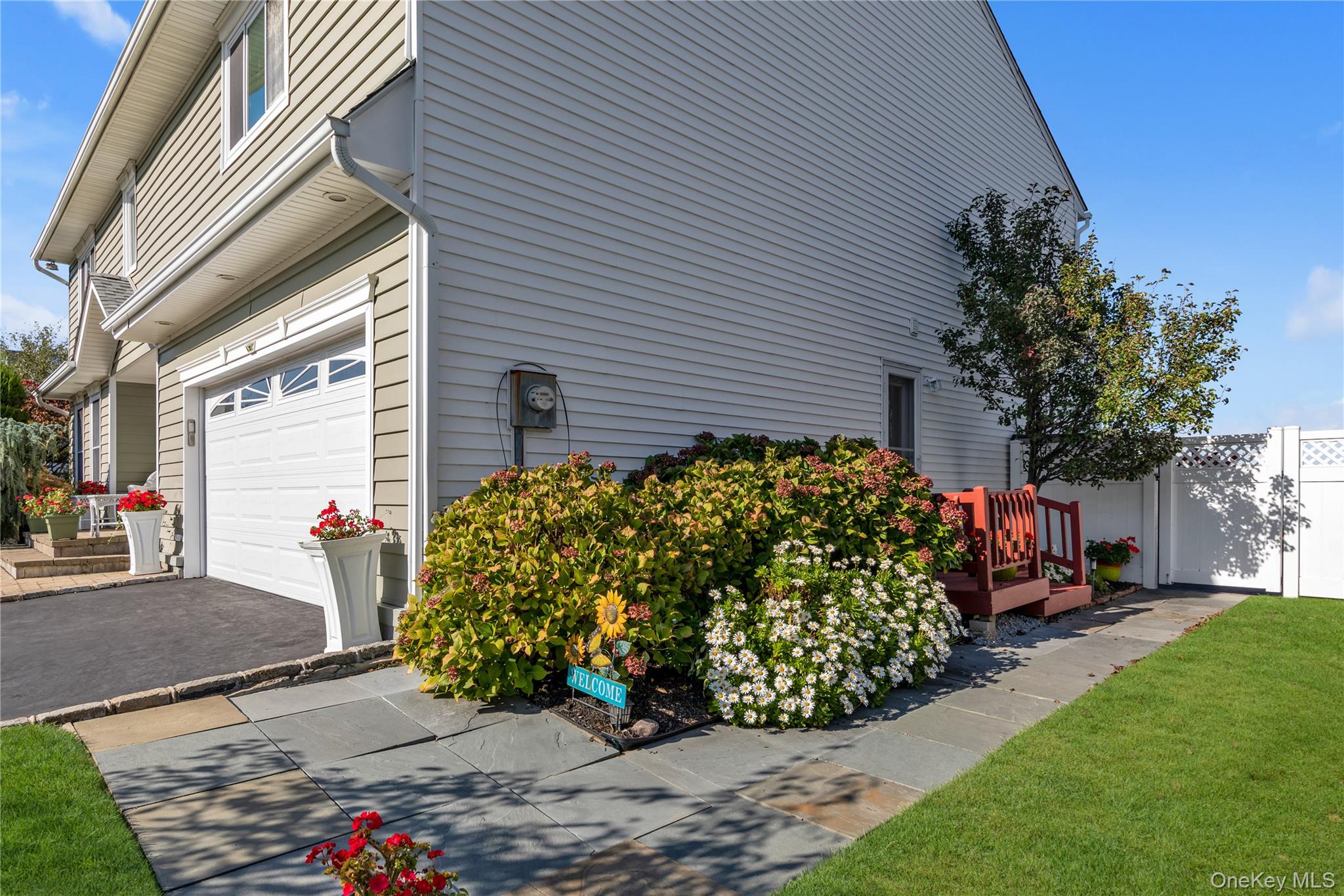 43 Oak Point Drive N, Bayville, NY 11709